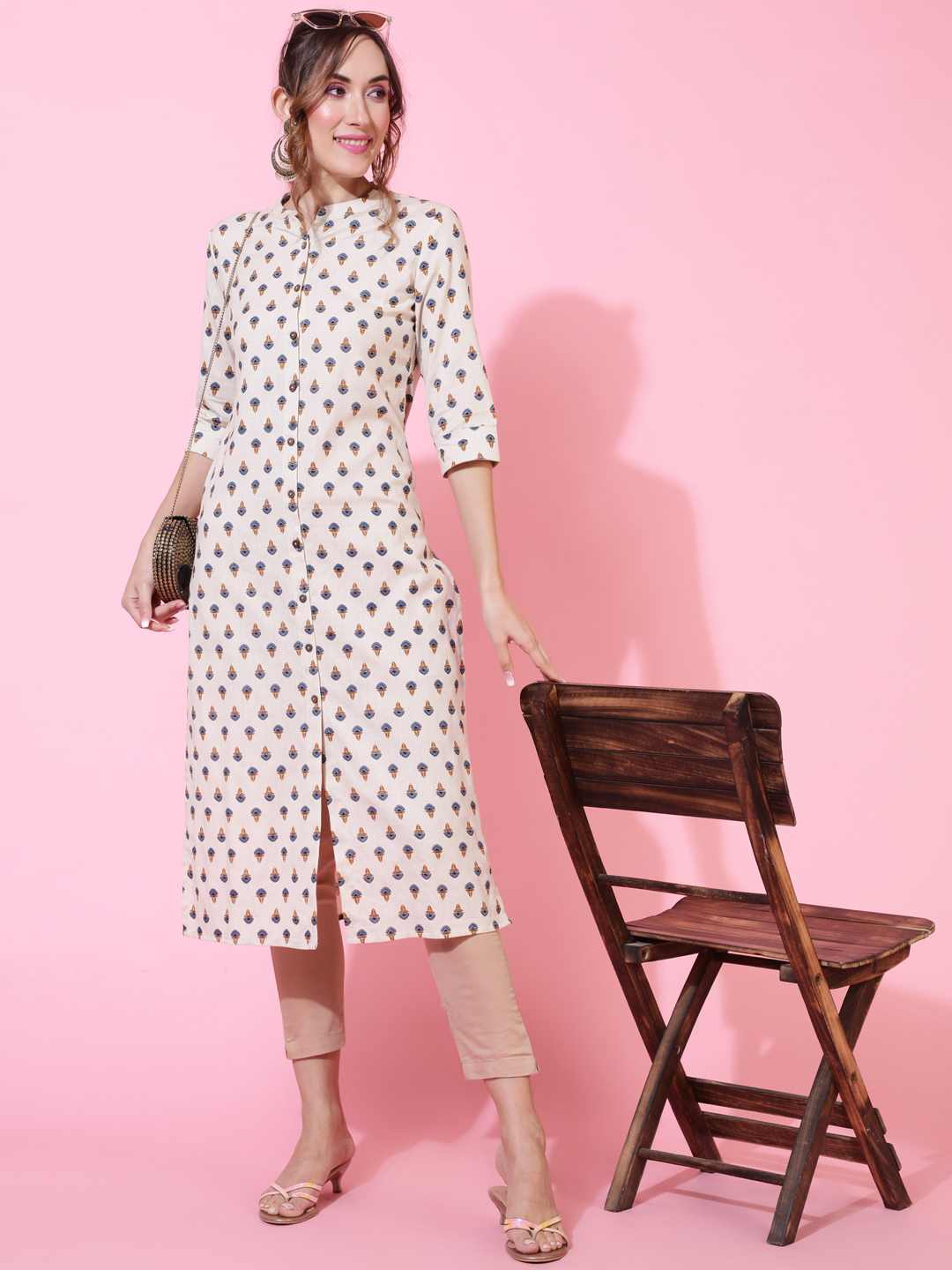 Cotton Flex Calf Length Printed Straight 3/4 sleeves Collar Neck Kurta
