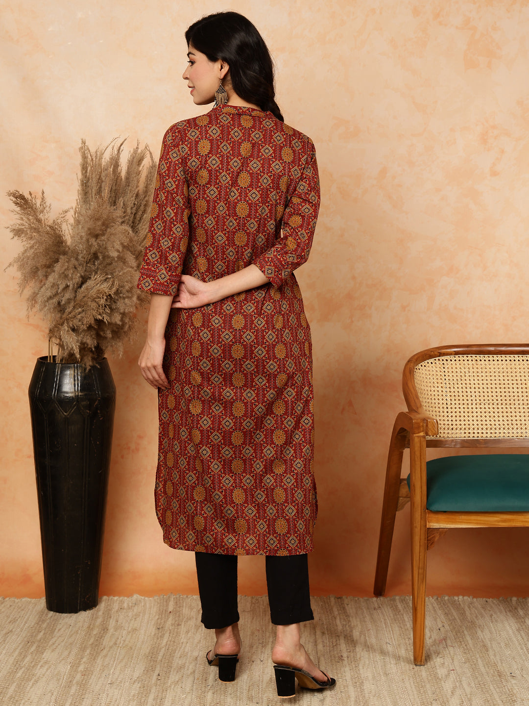 Rayon Calf Length Printed Straight 3/4 Sleeves Shirt Collar Kurta (Preorder)