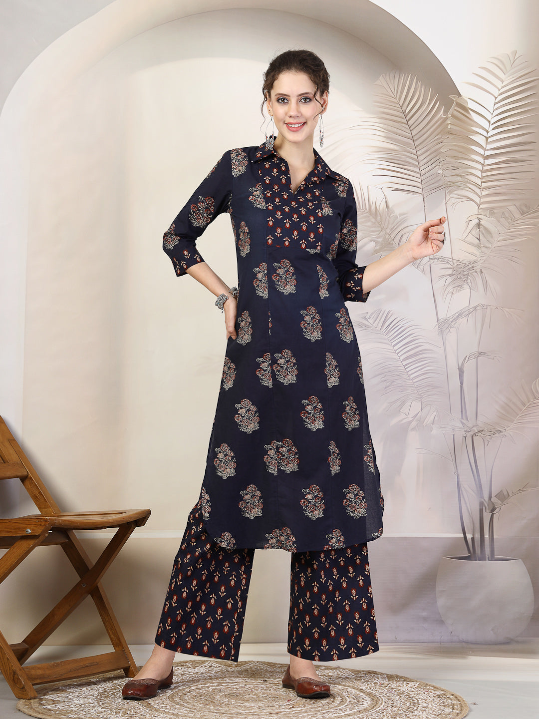 Black Cotton Calf Length Printed Straight 3/4 Sleeves Coller Kurta Bottom Set