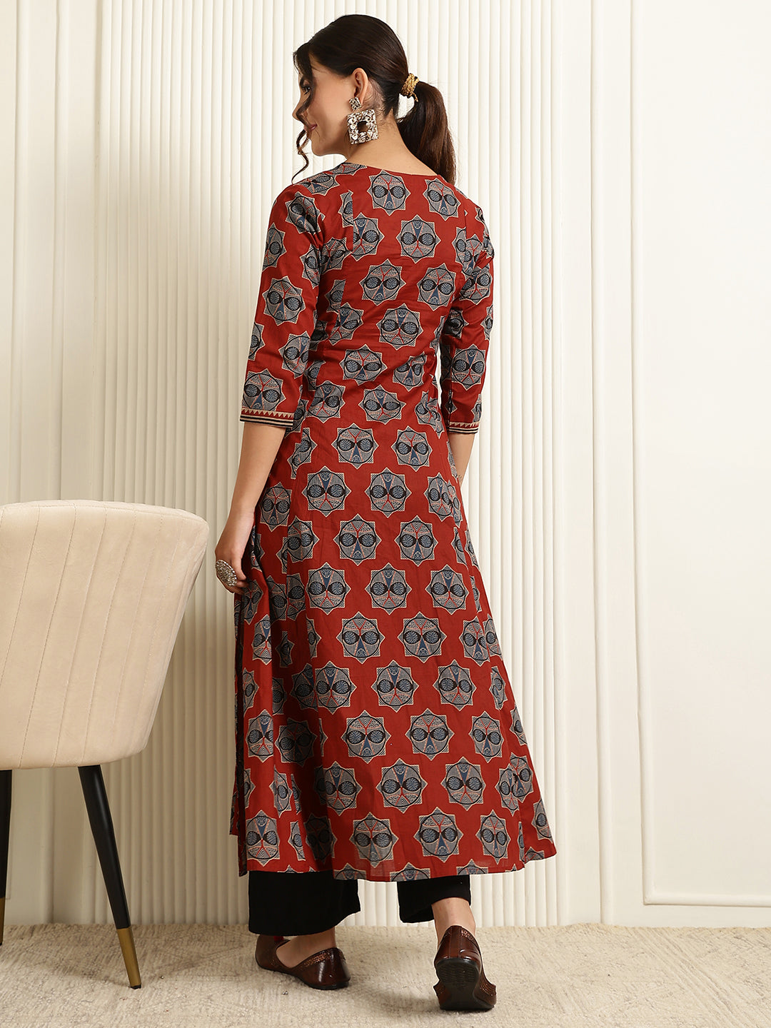 Cotton Calf Length Printed Semi-Flared 3/4 Sleeves Round Neck Kurta
