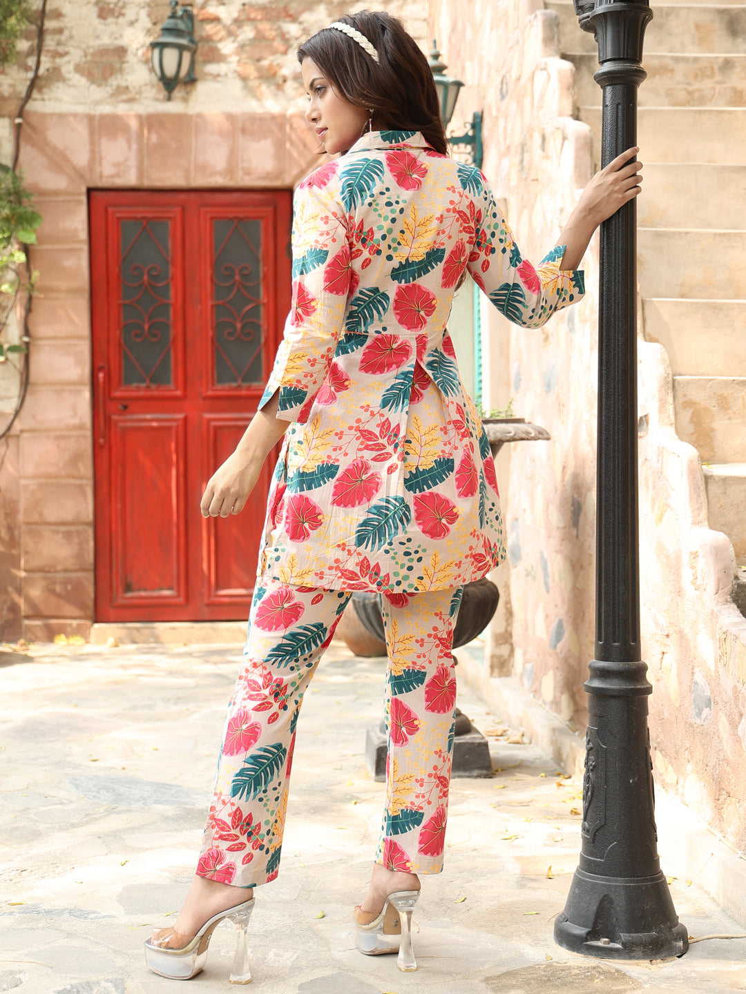 Cotton Hip Length Printed Flared 3/4 Sleeves Shirt Coller Co-Ord Set