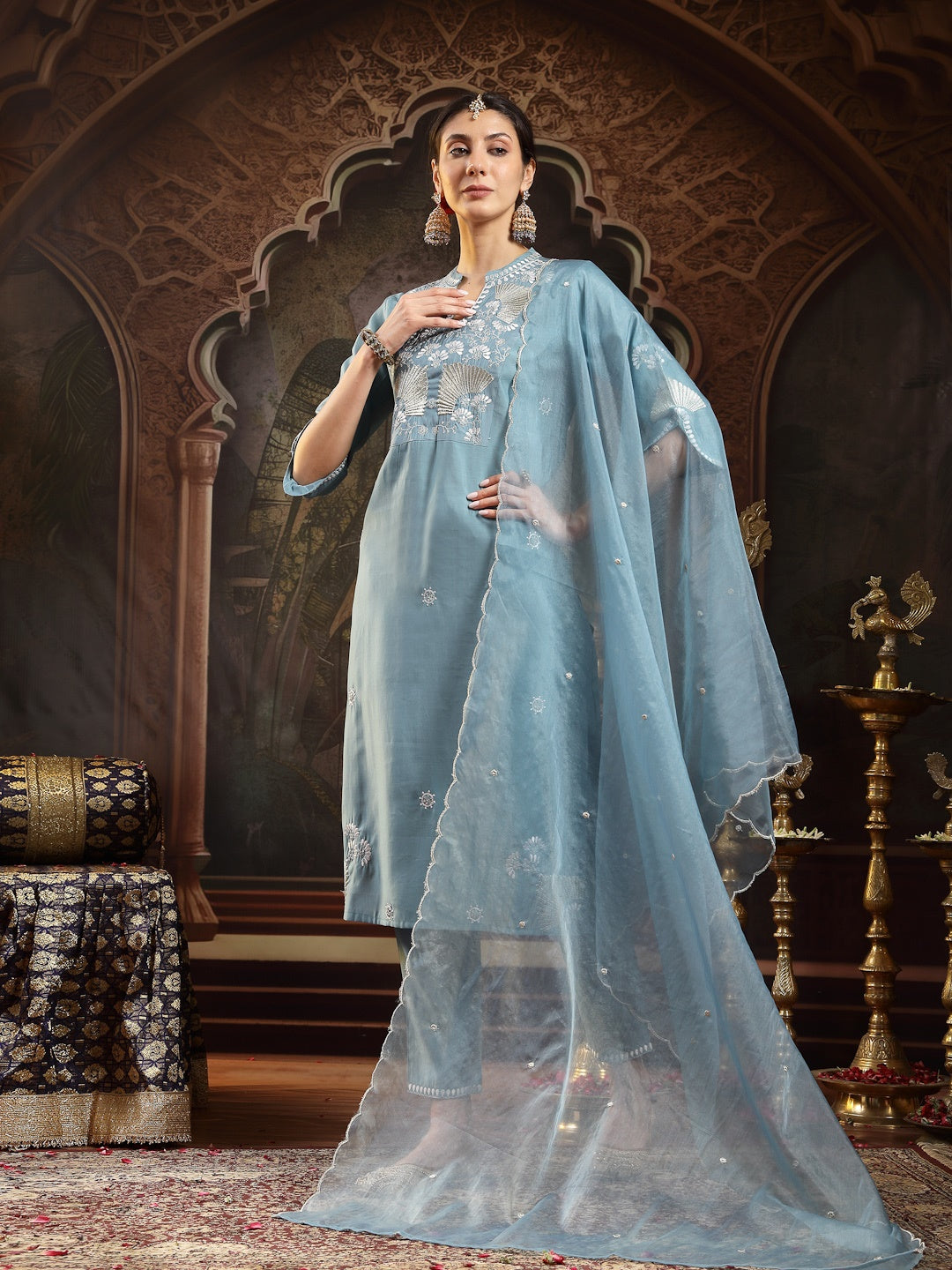 Aqua Solid & Embroidered Silk Blend Straight Kurta Pant Dupatta Set