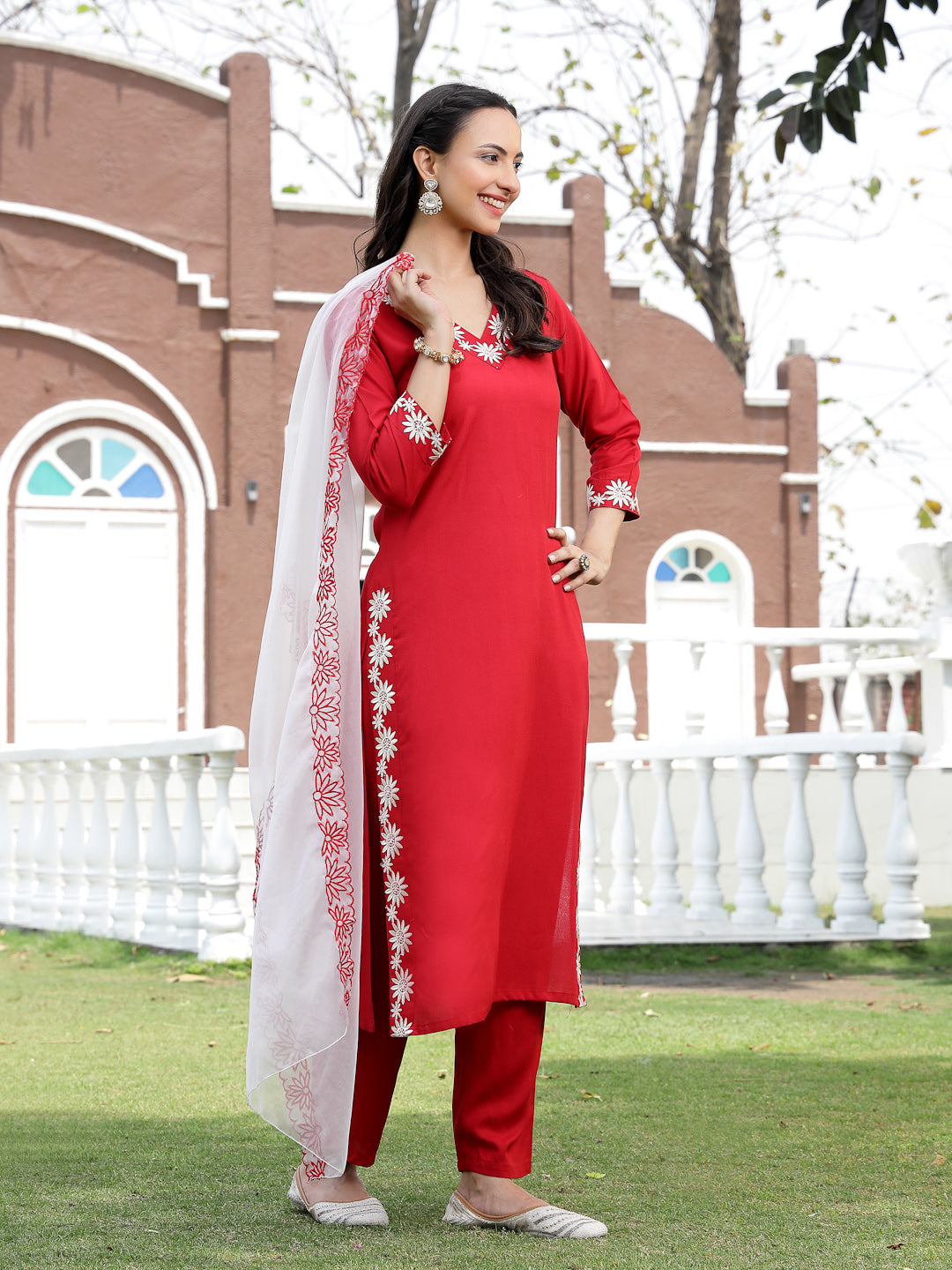 Red Solid & Embroidered Rayon Straight Kurta Pant Dupatta Set