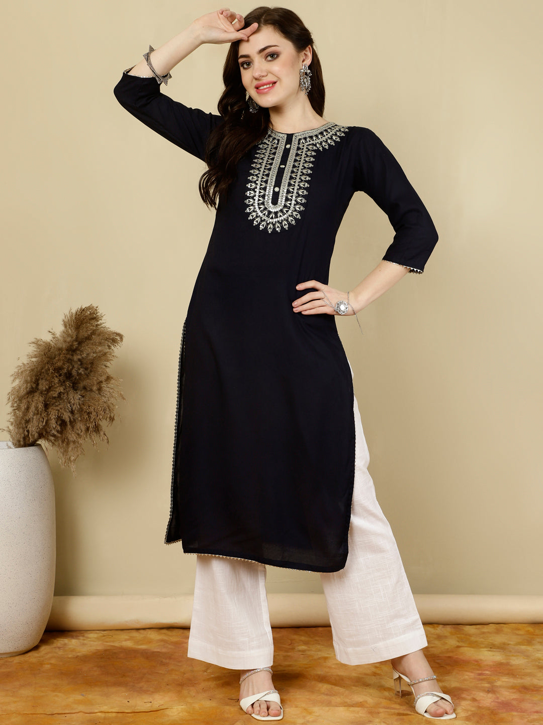 Floral Embroidered Round Neck Flared Kurta