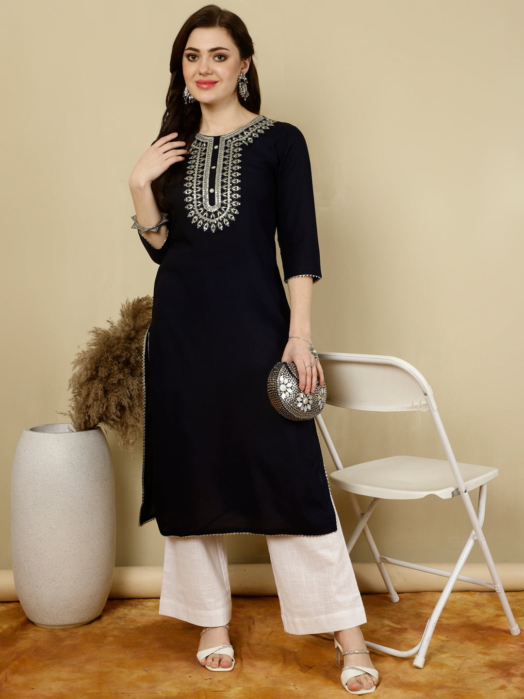 Floral Embroidered Round Neck Flared Kurta