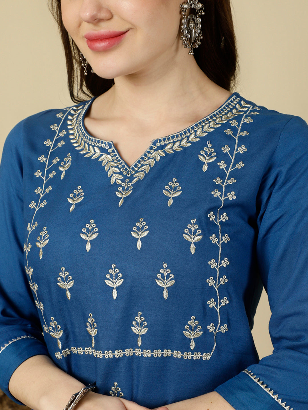 Floral Embroidered V-Neck Flared Kurta