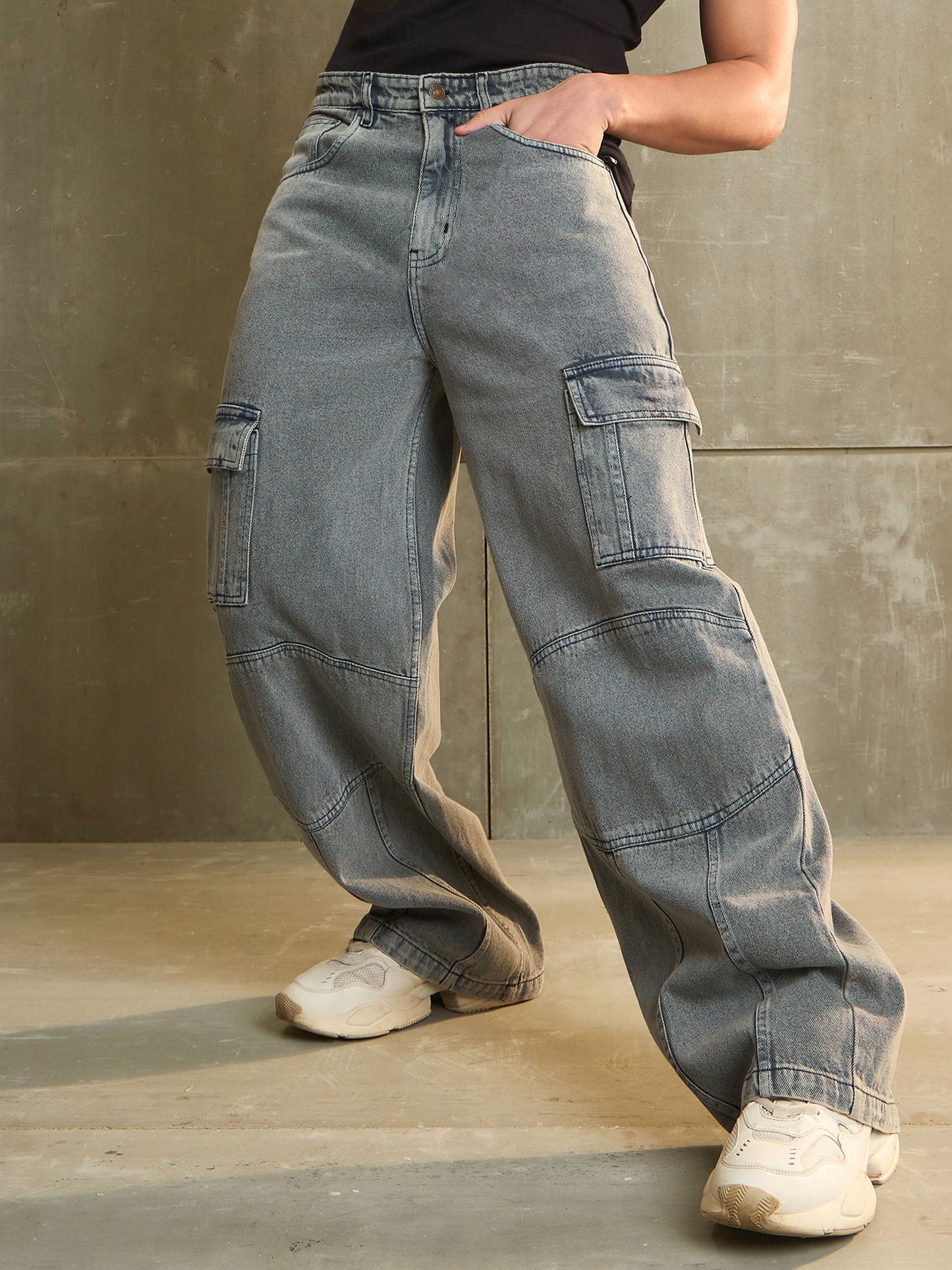 Men Grey Wide Leg Cargo Jeans