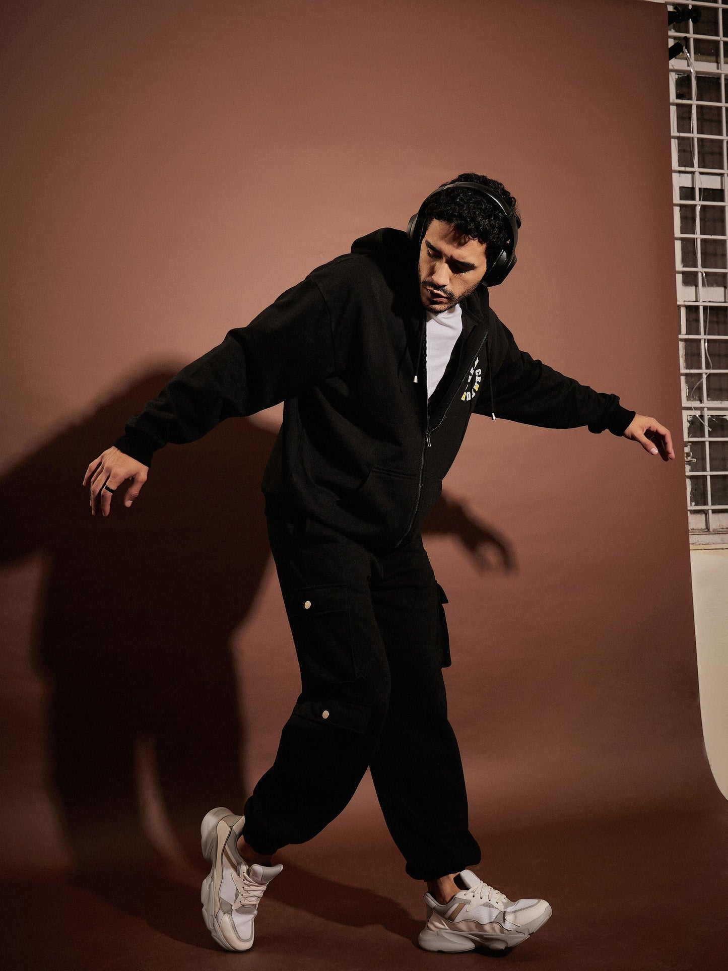 Men Black Century Oversized Zipper Hoodie With Joggers