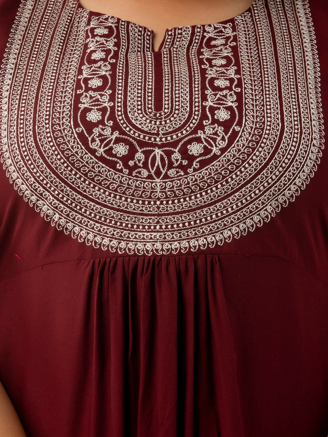 Rayon Calf Length Embroidered Straight Sleeveless Round Neck Kurta