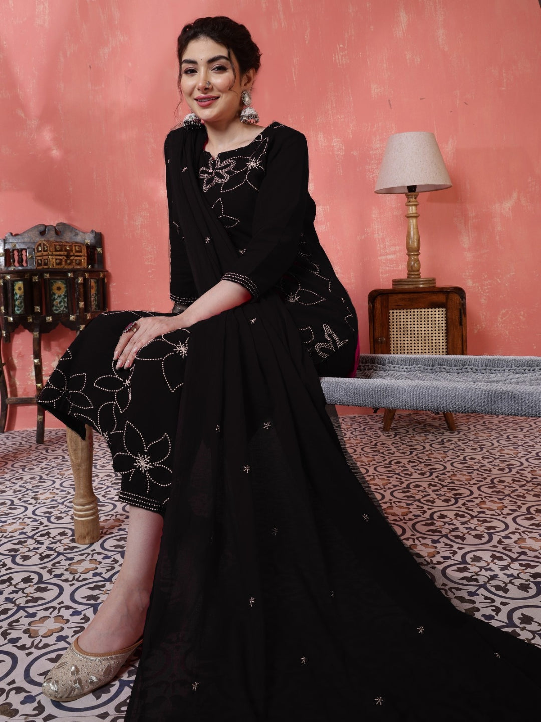 Pink Kurta Set with White Floral Embroidery and a Matching Dupatta