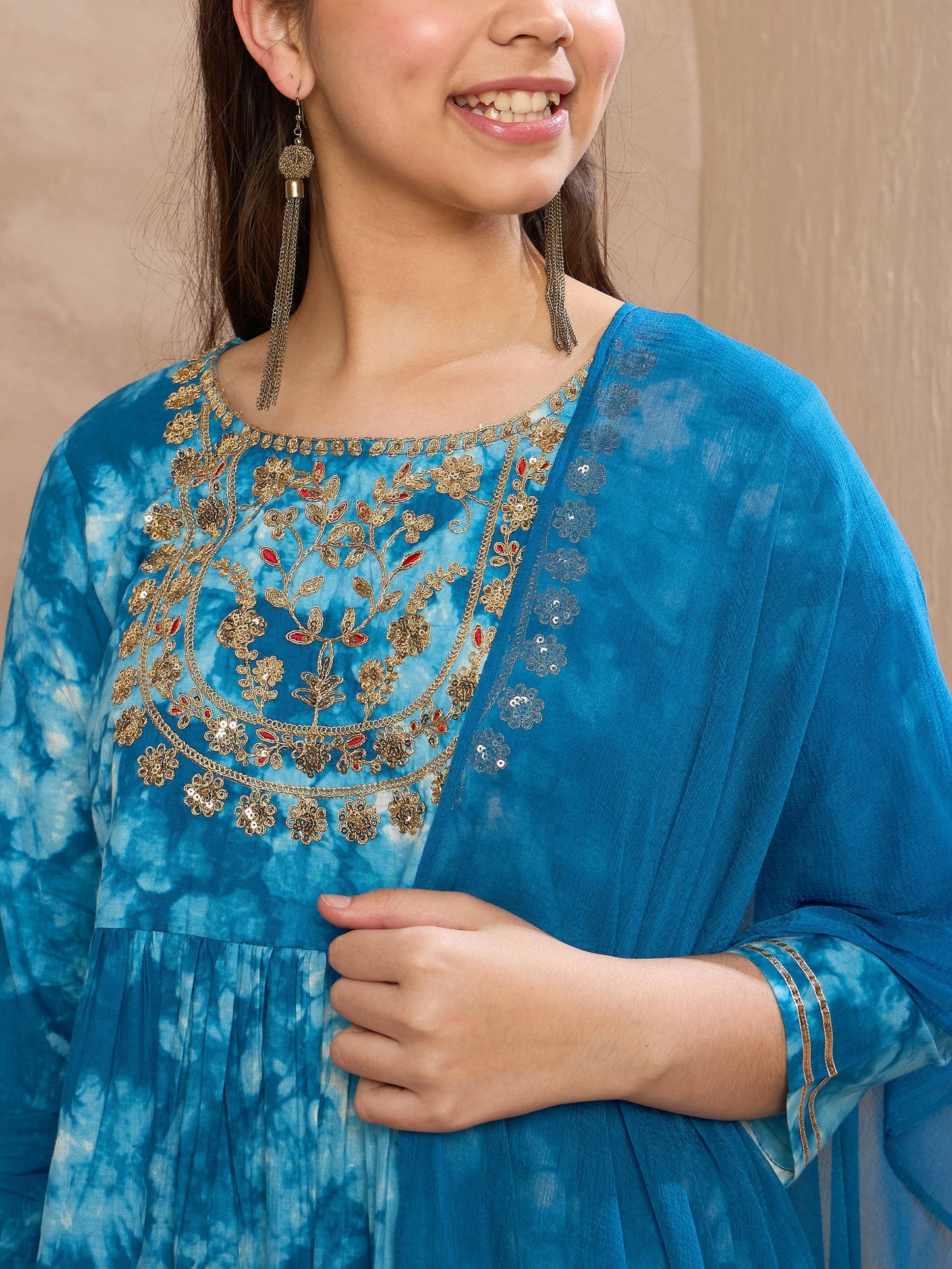 Girls Blue Tie & Dye Emb Kurta With Pants & Dupatta