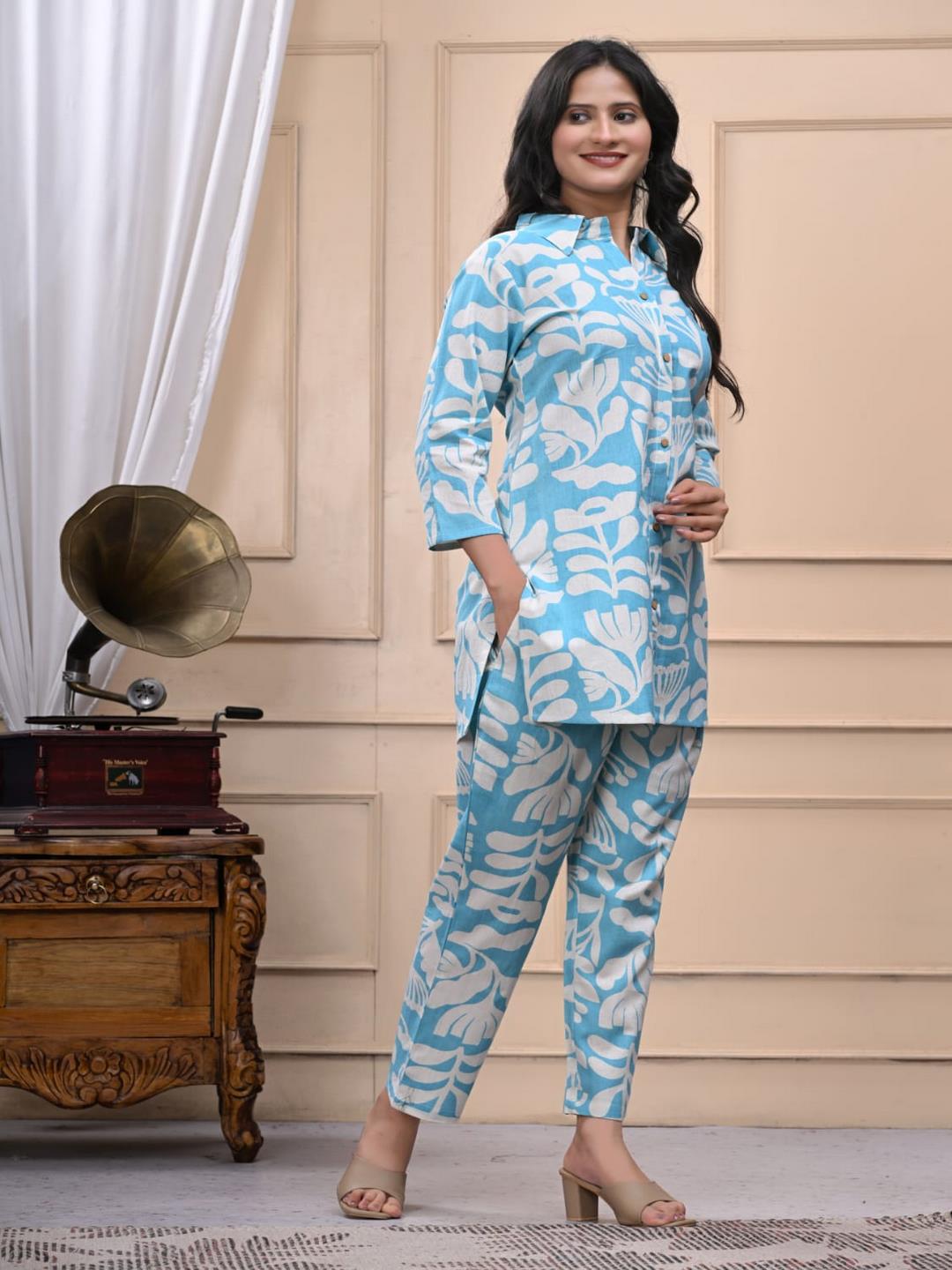 Blue Cotton Collar Neck Floral Printed Co-Ords Set