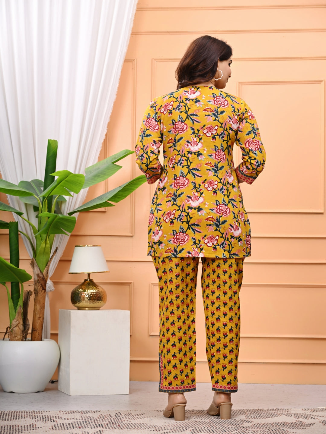 Yellow Floral Printed Straight Kurta With Tapered Pants Set