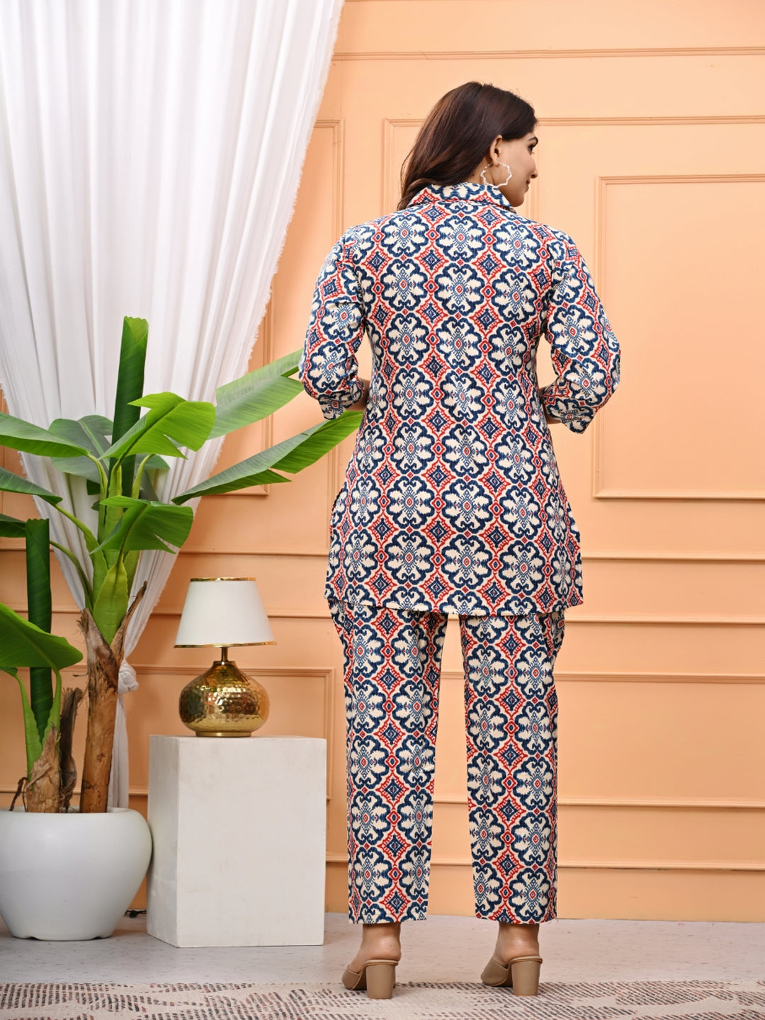 Multicolor Geometric Print Co-Ord Set With Shirt Collar