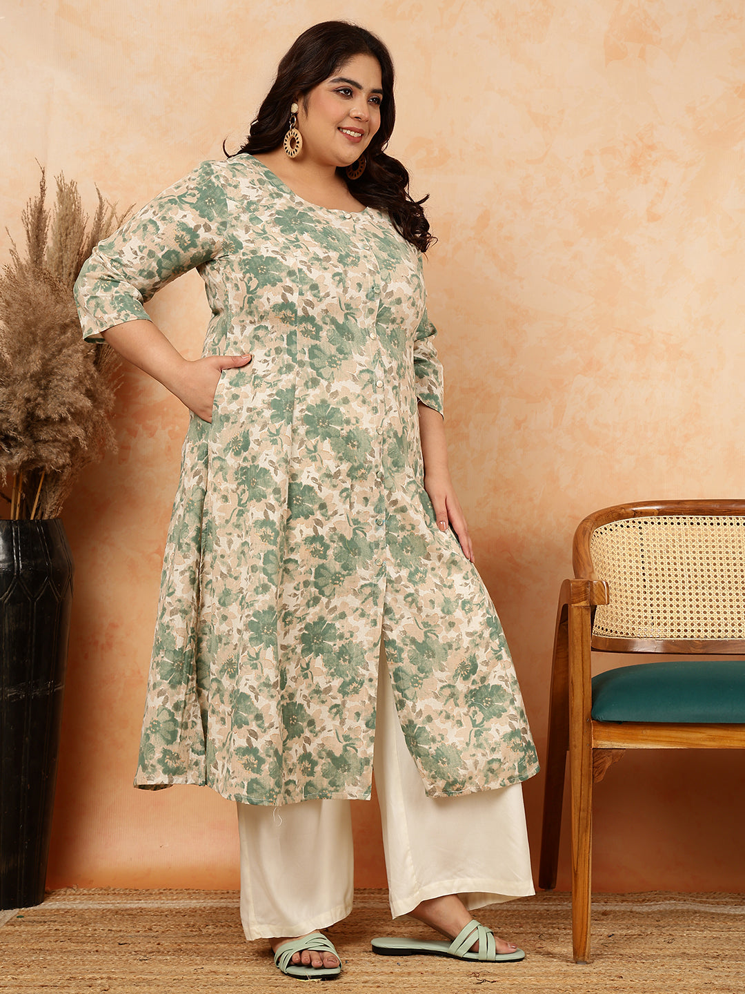 Cotton Flex Flex Calf Length Printed Straight 3/4 Sleeves Round Kurta