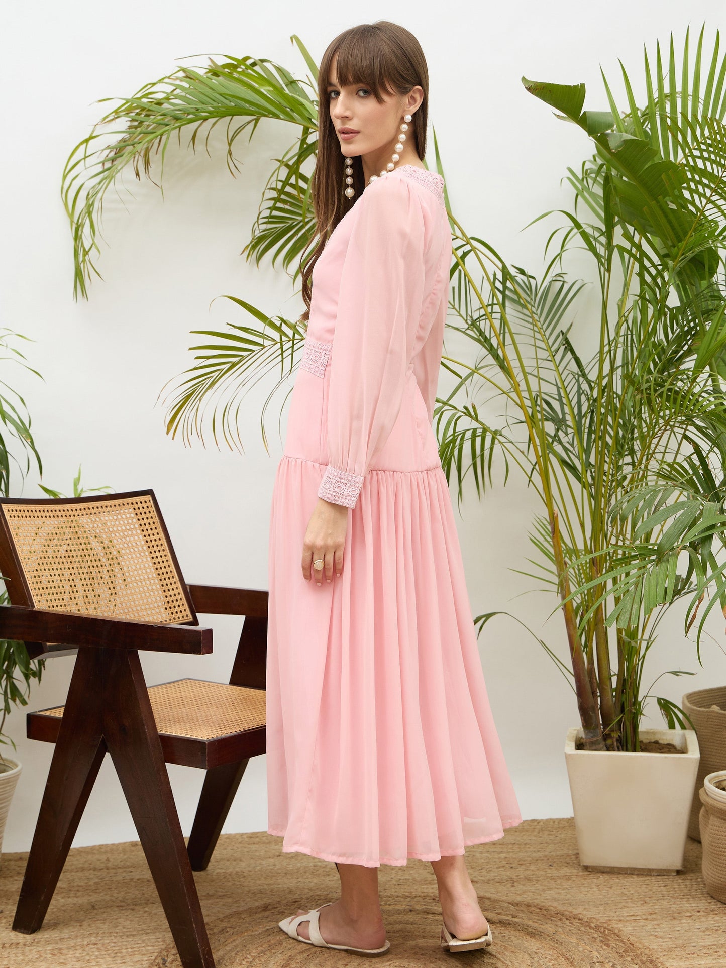 Women Light Pink V-Neck Lace Detail Maxi Dress