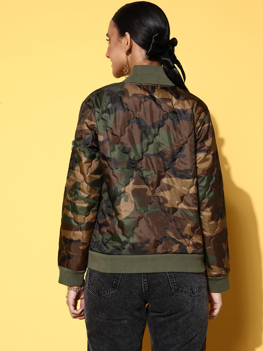 Olive Camouflage Print Front Zipper Quilted Puffer Jacket