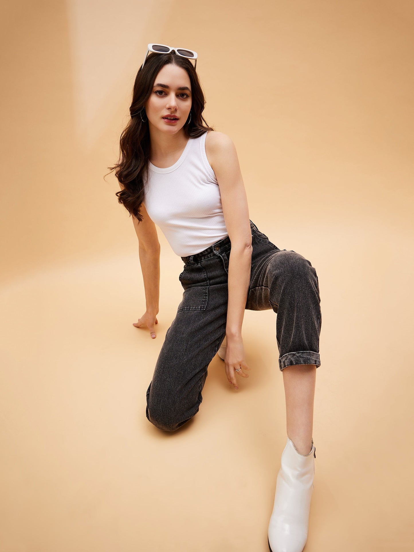 Black Multi Pockets Balloon Fit Jeans