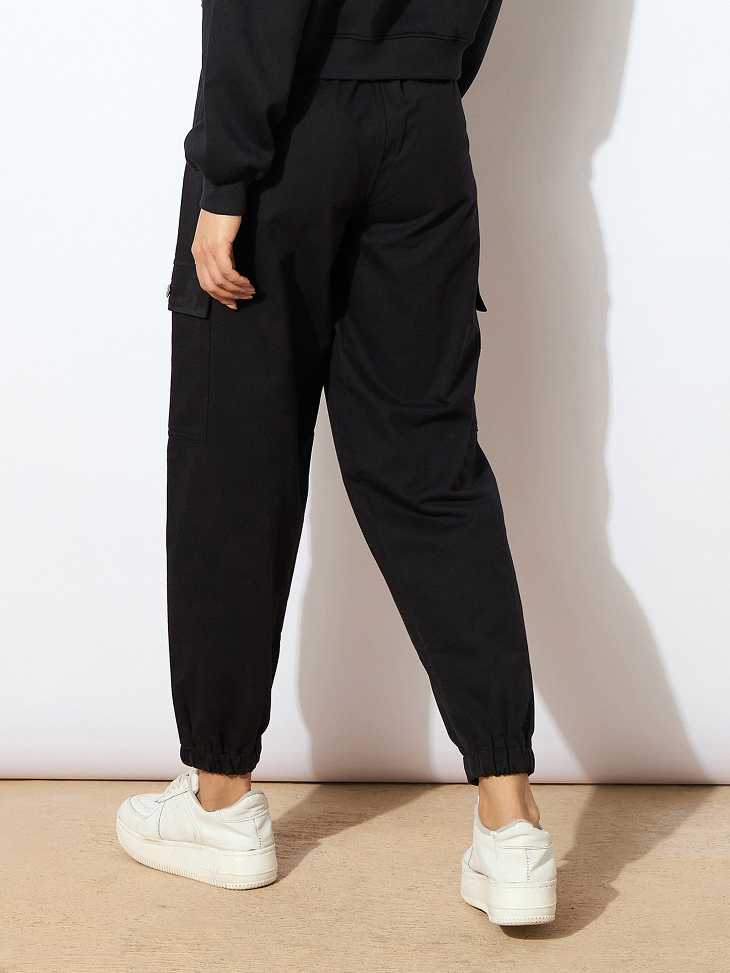 Women Black Side Pocket Joggers