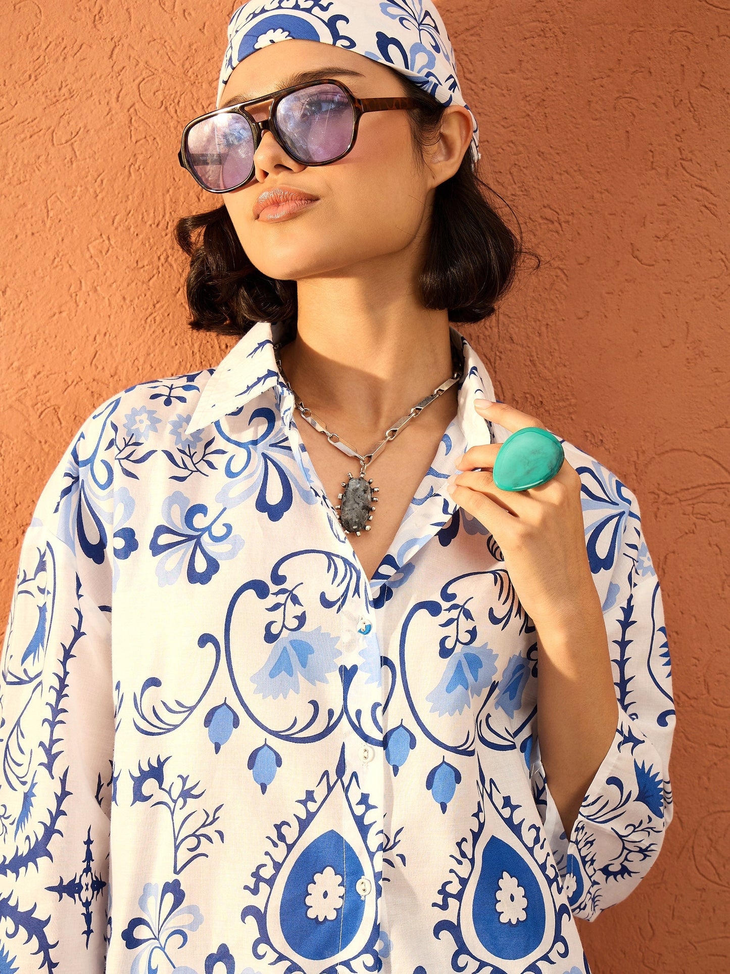 Women Blue & White Floral Oversized Shirt With Shorts