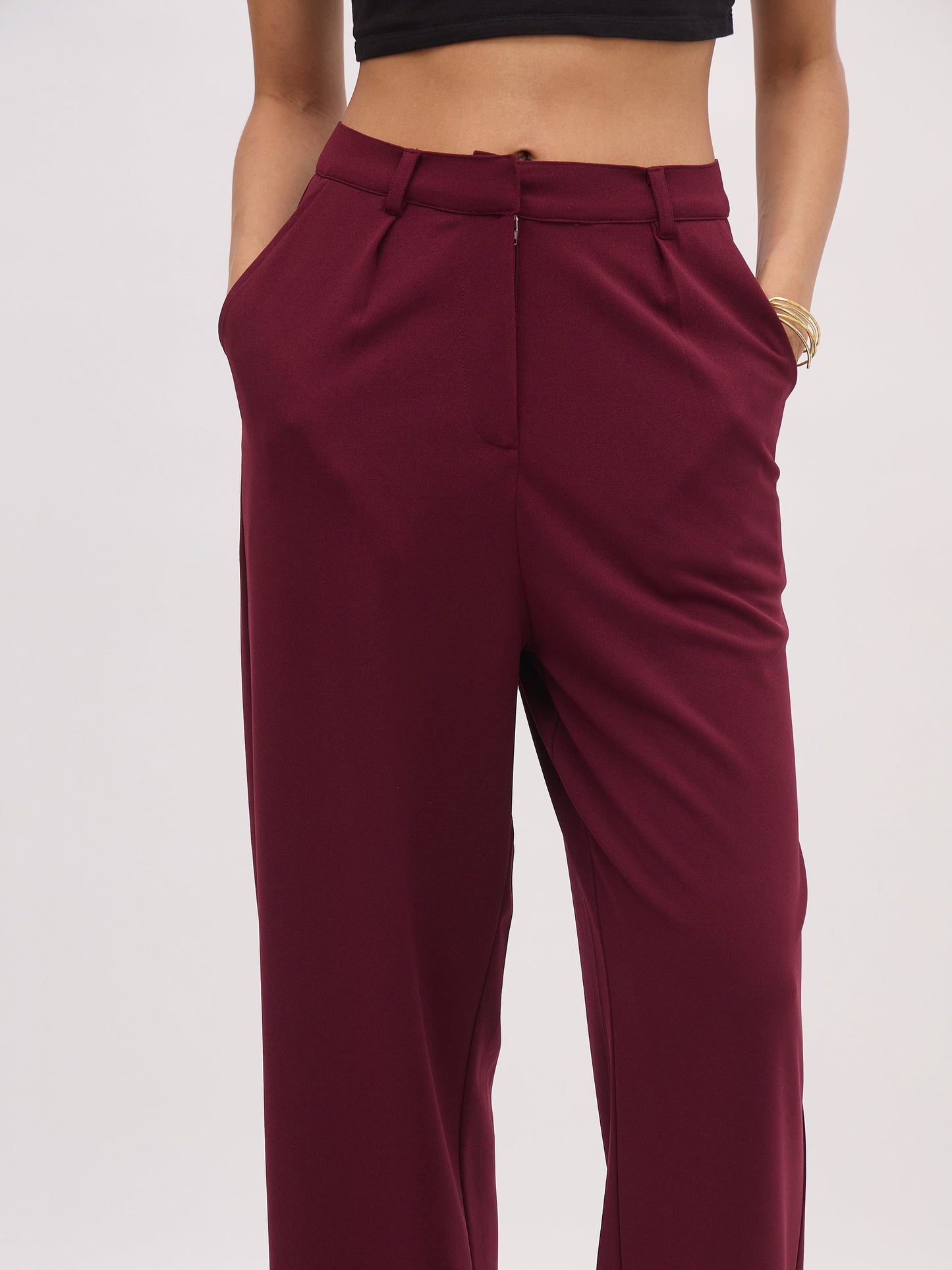 Women Burgundy Rhombus Neck Top With Cross Pocket Pants