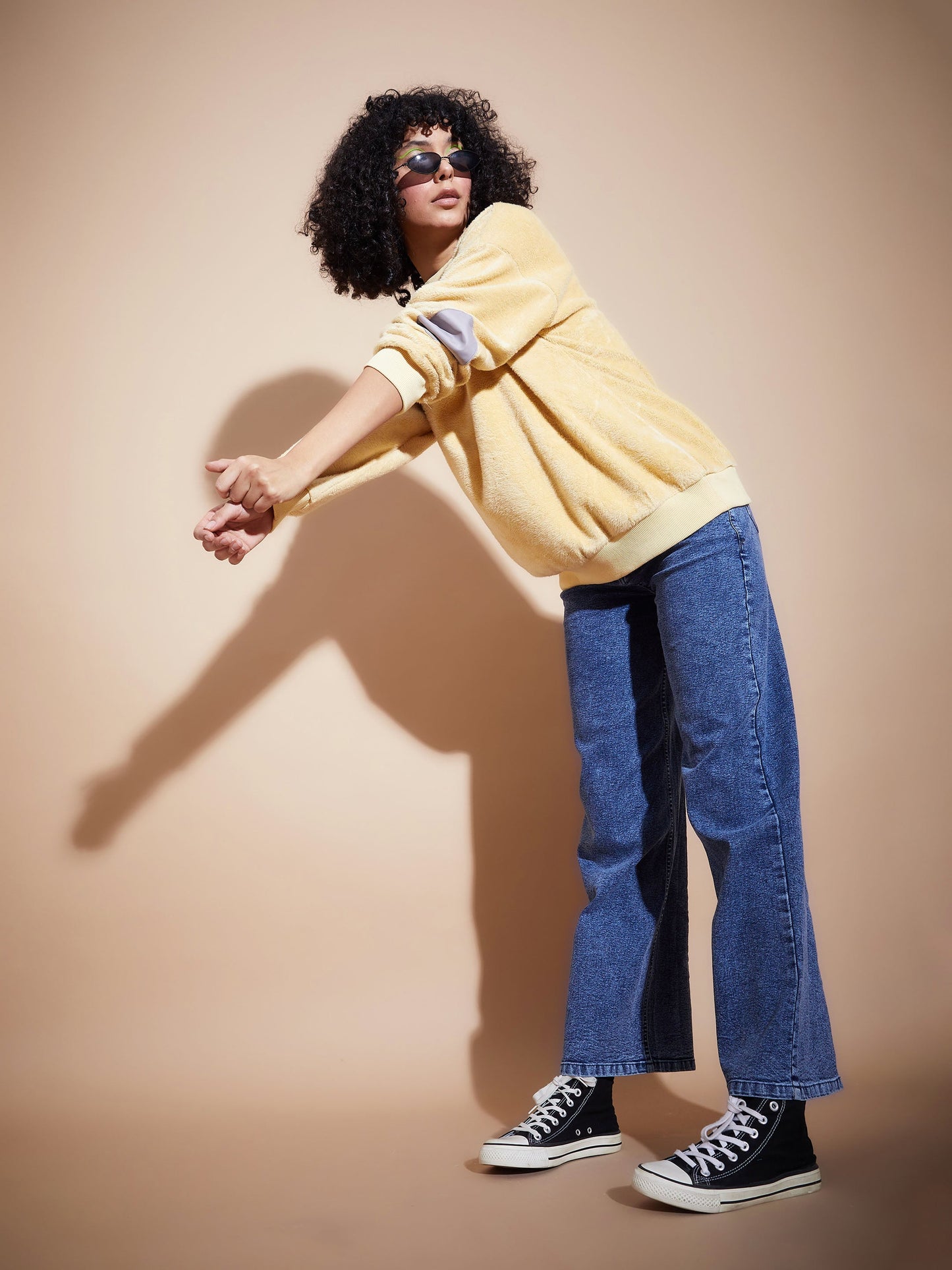 Fawn Elbow Patch Fur Round Neck Sweatshirt