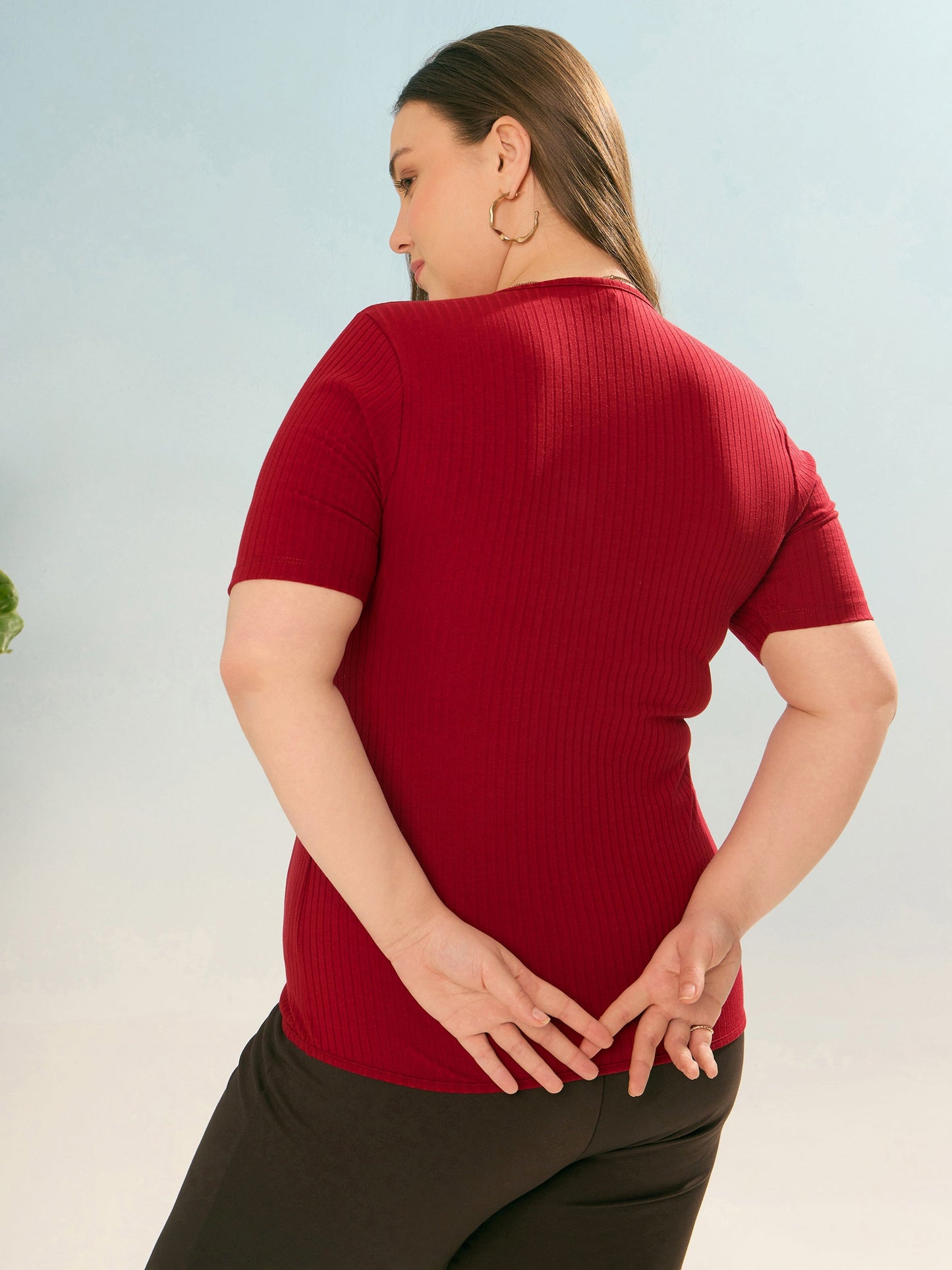 Maroon Rib Side Buckle Detail Top-SASSAFRAS Curve