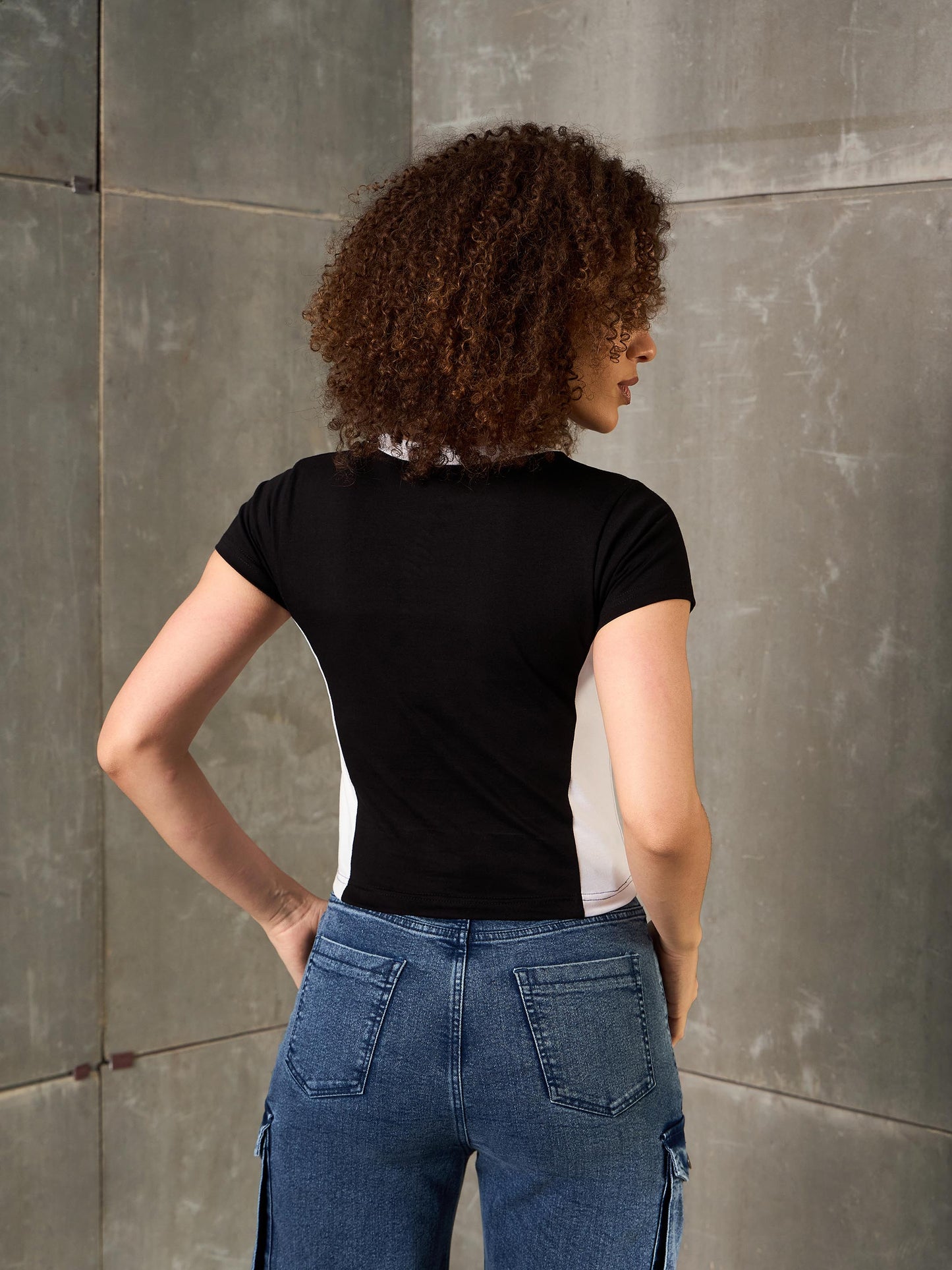 Women Black & White R-Print Fitted T-Shirt