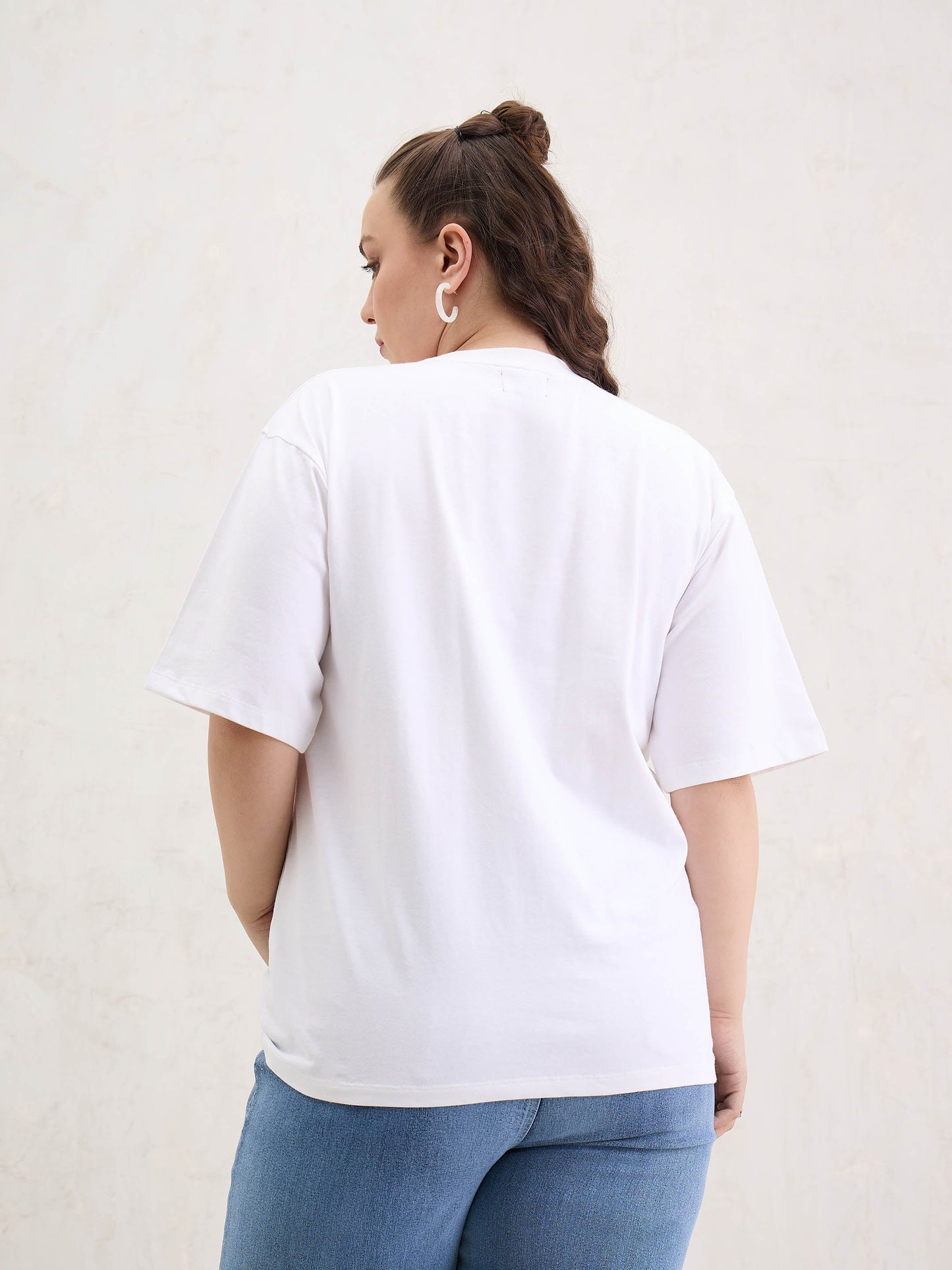 White Graphic Keep It Simple Print T-Shirt-SASSAFRAS Curve