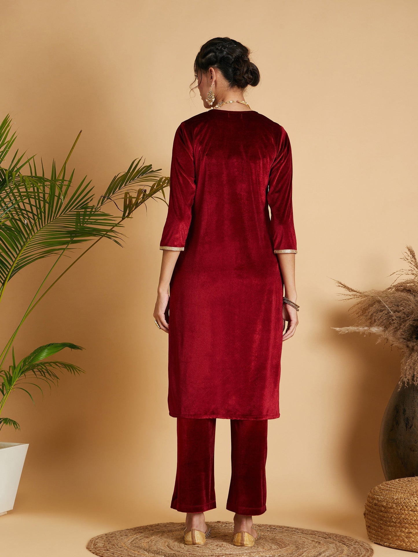 Maroon Velvet Embroidered Pocket Straight Kurta-Shae by SASSAFRAS