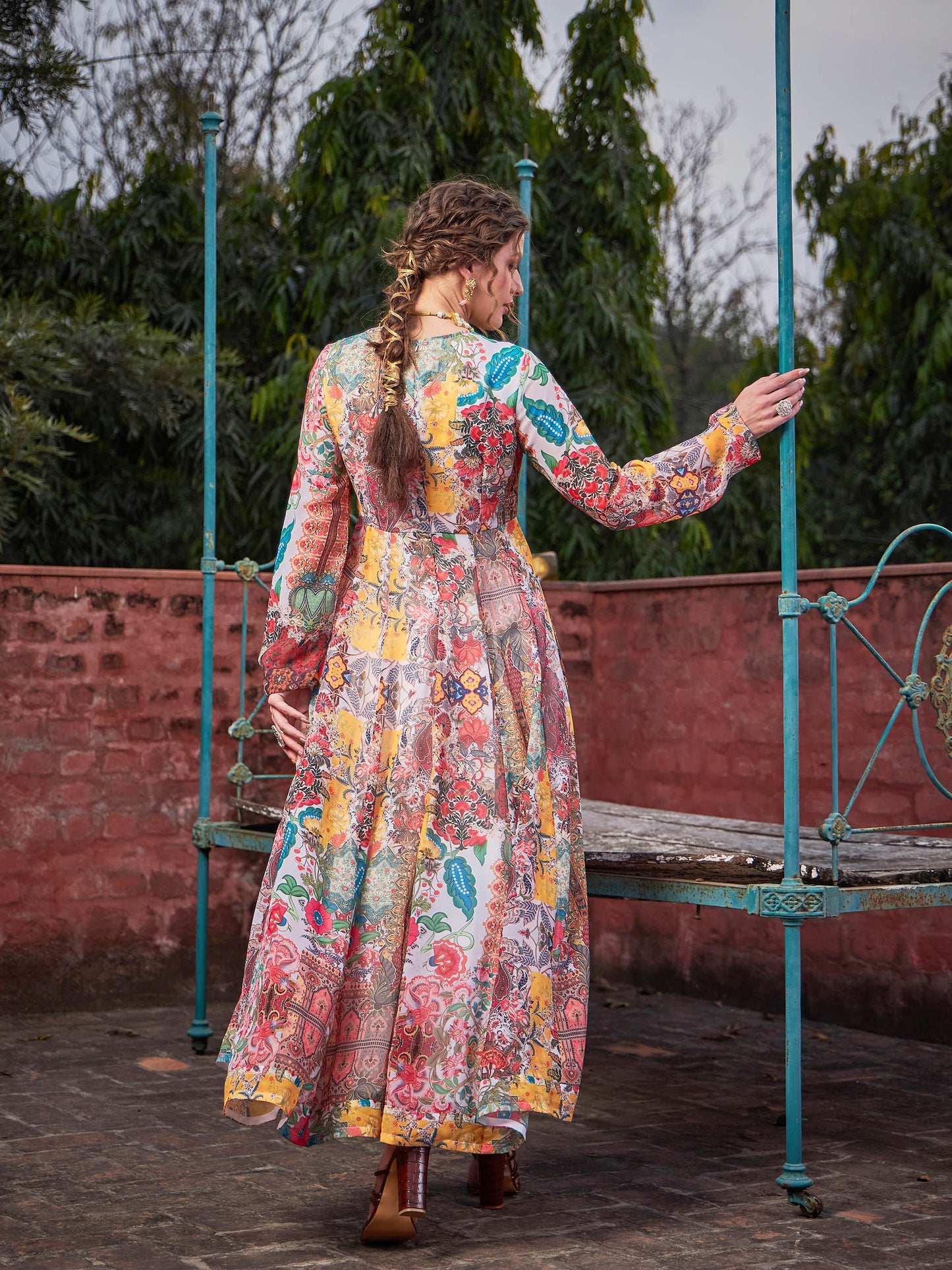 White Multi Floral Sweetheart Neck Anarkali Kurta -Shae by SASSAFRAS