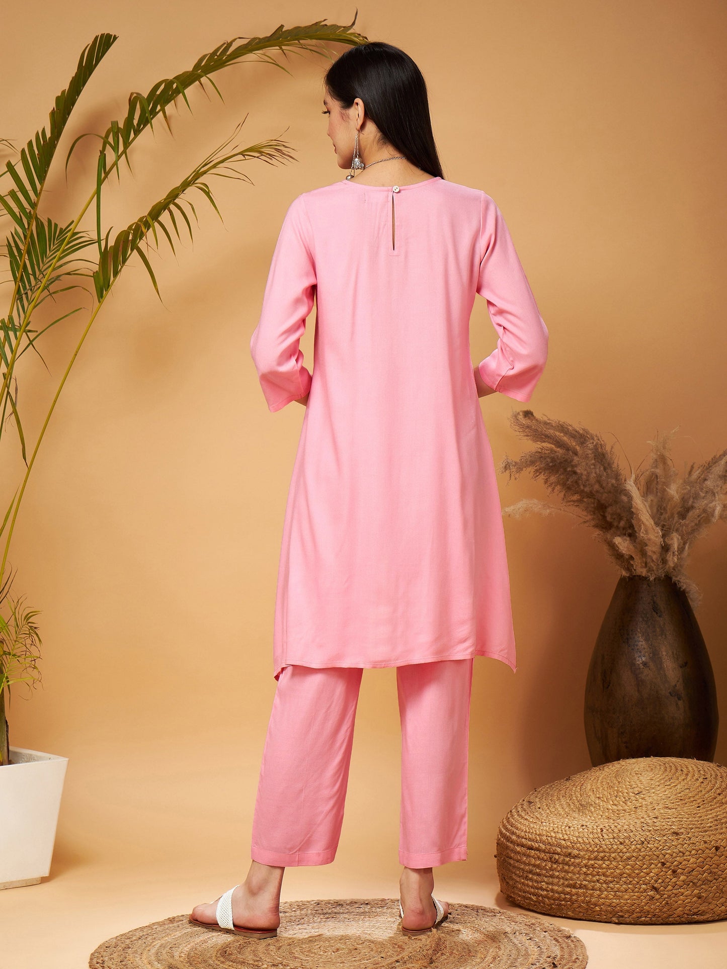 Pink Embroidered High Low Kurta With Pants