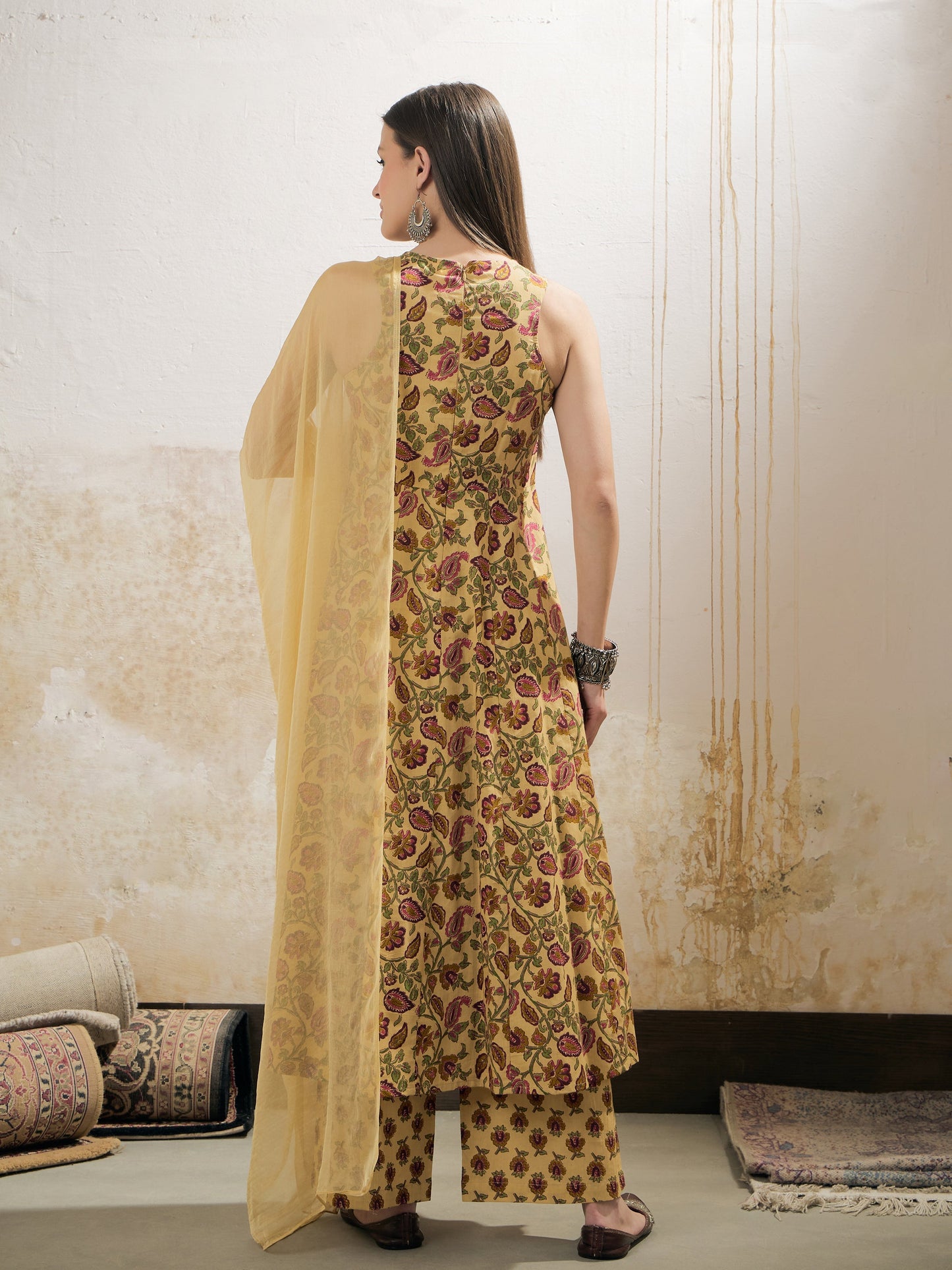 Women Yellow Floral Sleeveless Kurta With Pencil Pants & Dupatta