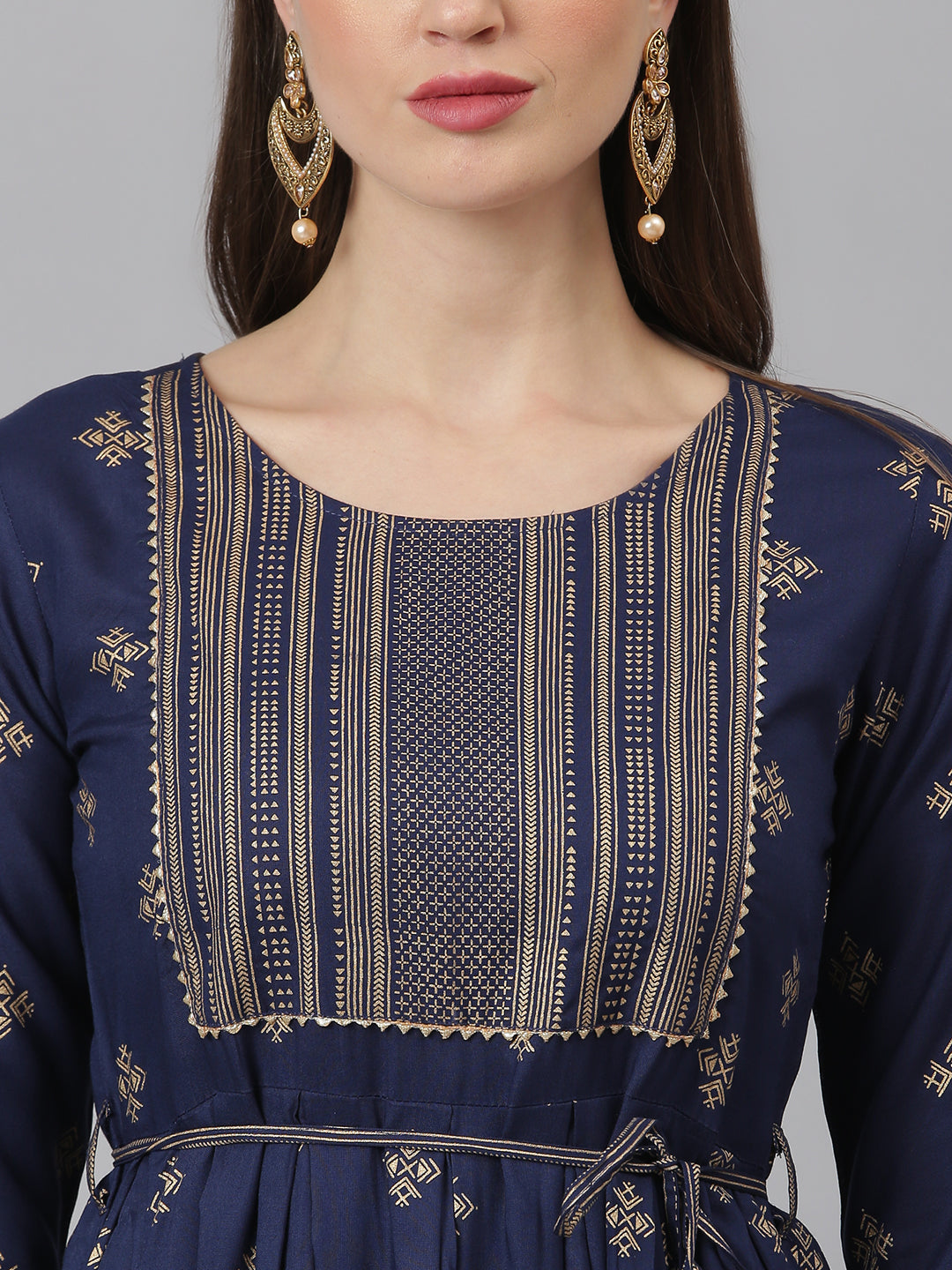 Women Gold Printed Rayon Flared Kurta (Pre-Order)
