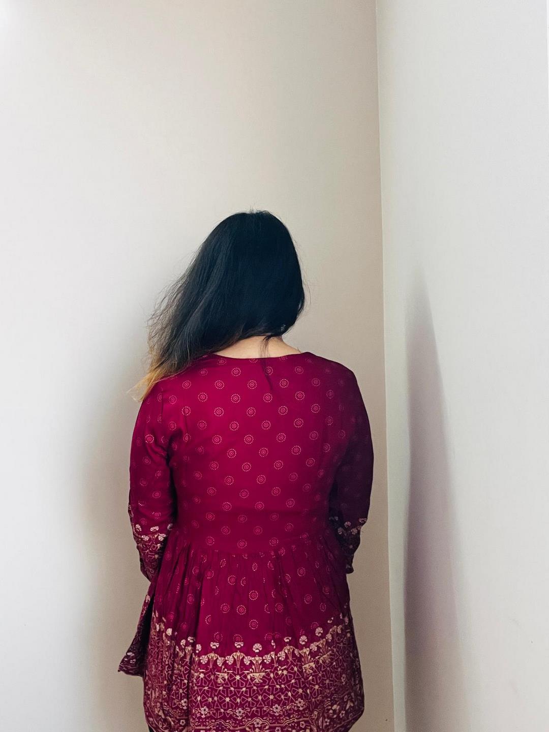 Printed Square Neck Three-Quarter Sleeves Top (Kimayra)