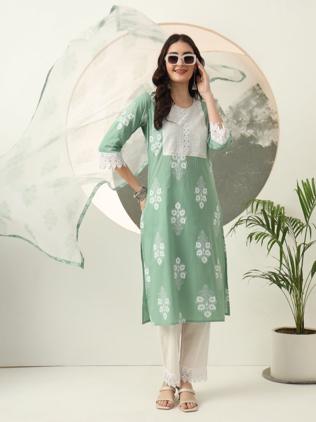 Green Floral Printed Straight Kurta Trouser Dupatta Set