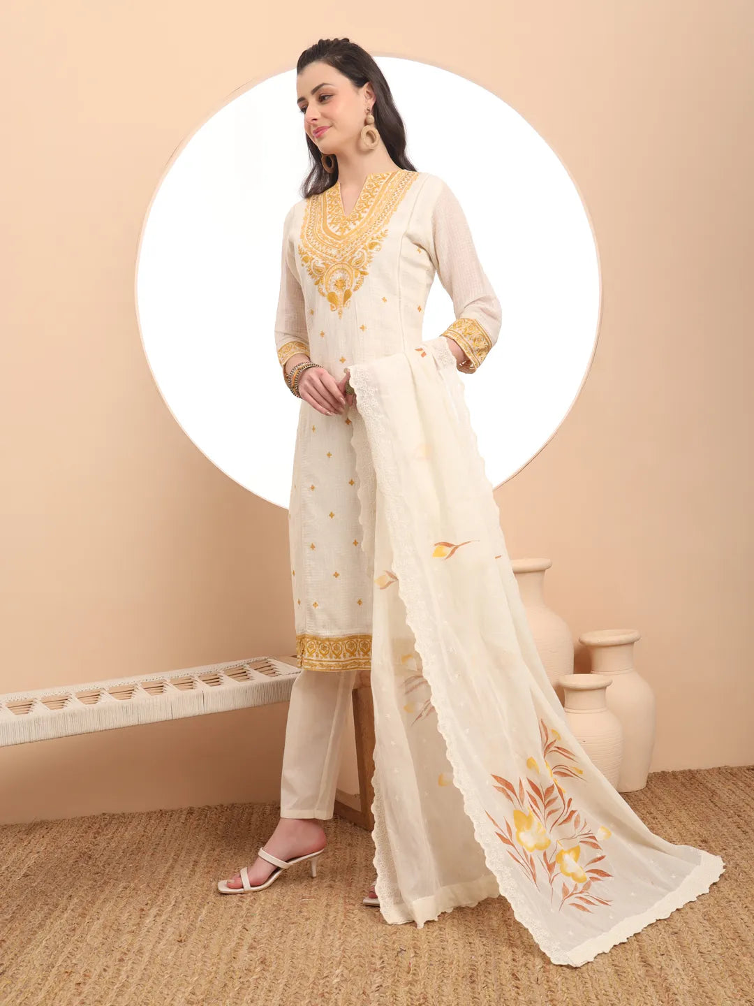 Off-White Pure Handloom Cotton Weaved Thread Work Kurta Dupatta Pant Set