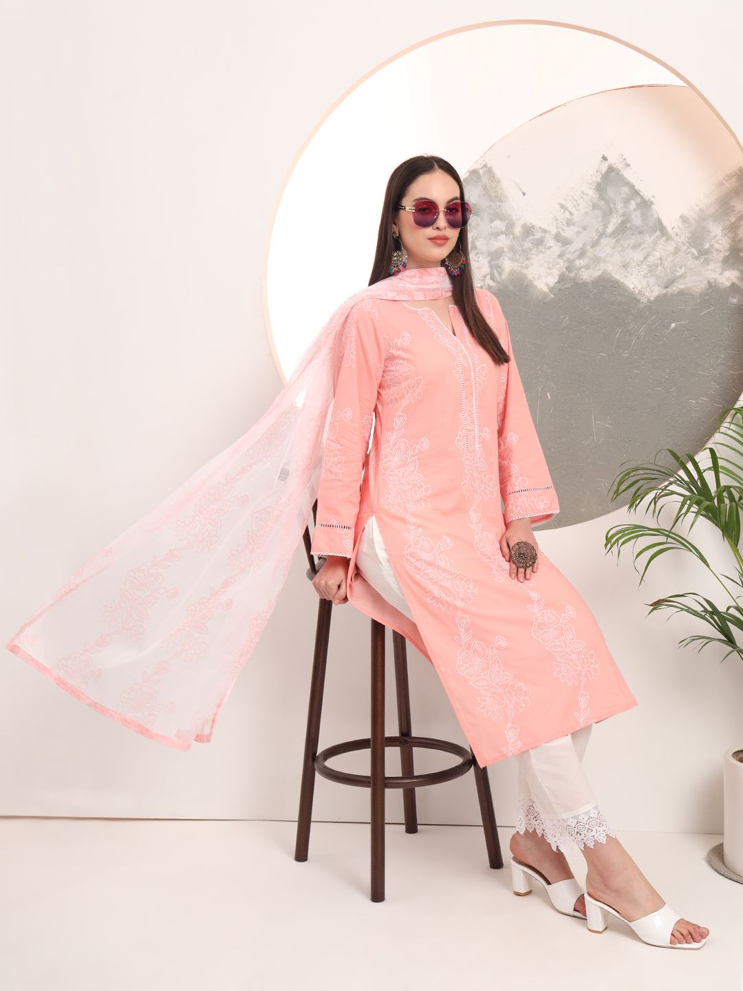 Pink Floral Printed Straight Kurta Trouser Dupatta Set