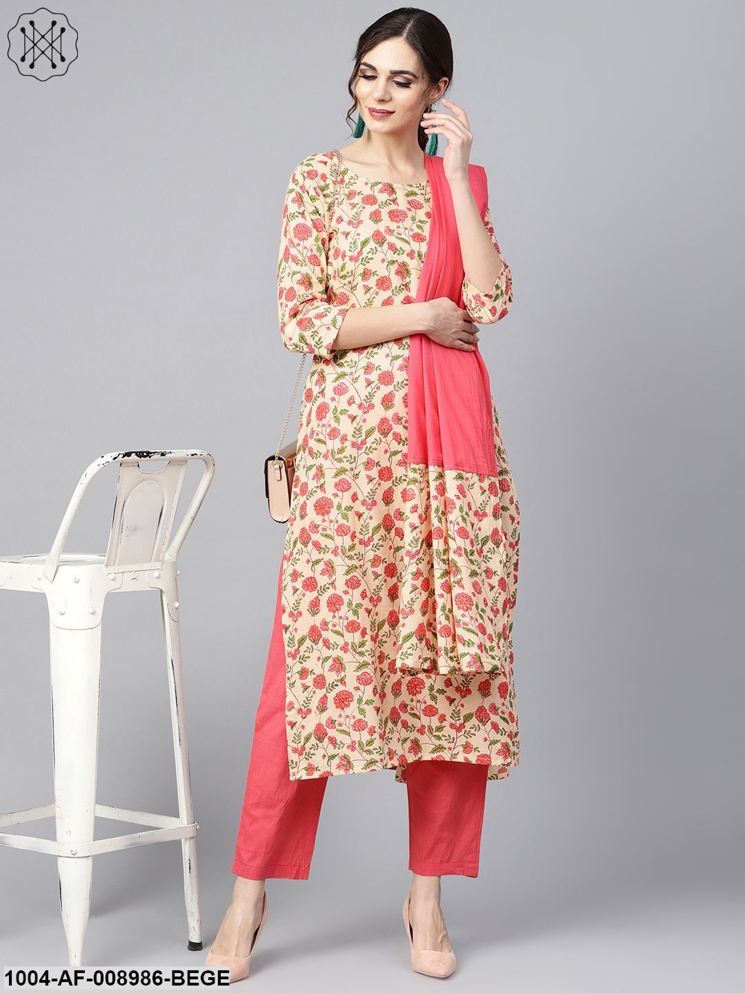 Beige Coloured Floral Printed Straight Kurta With Solid Pink Pants & Mule Dupatta