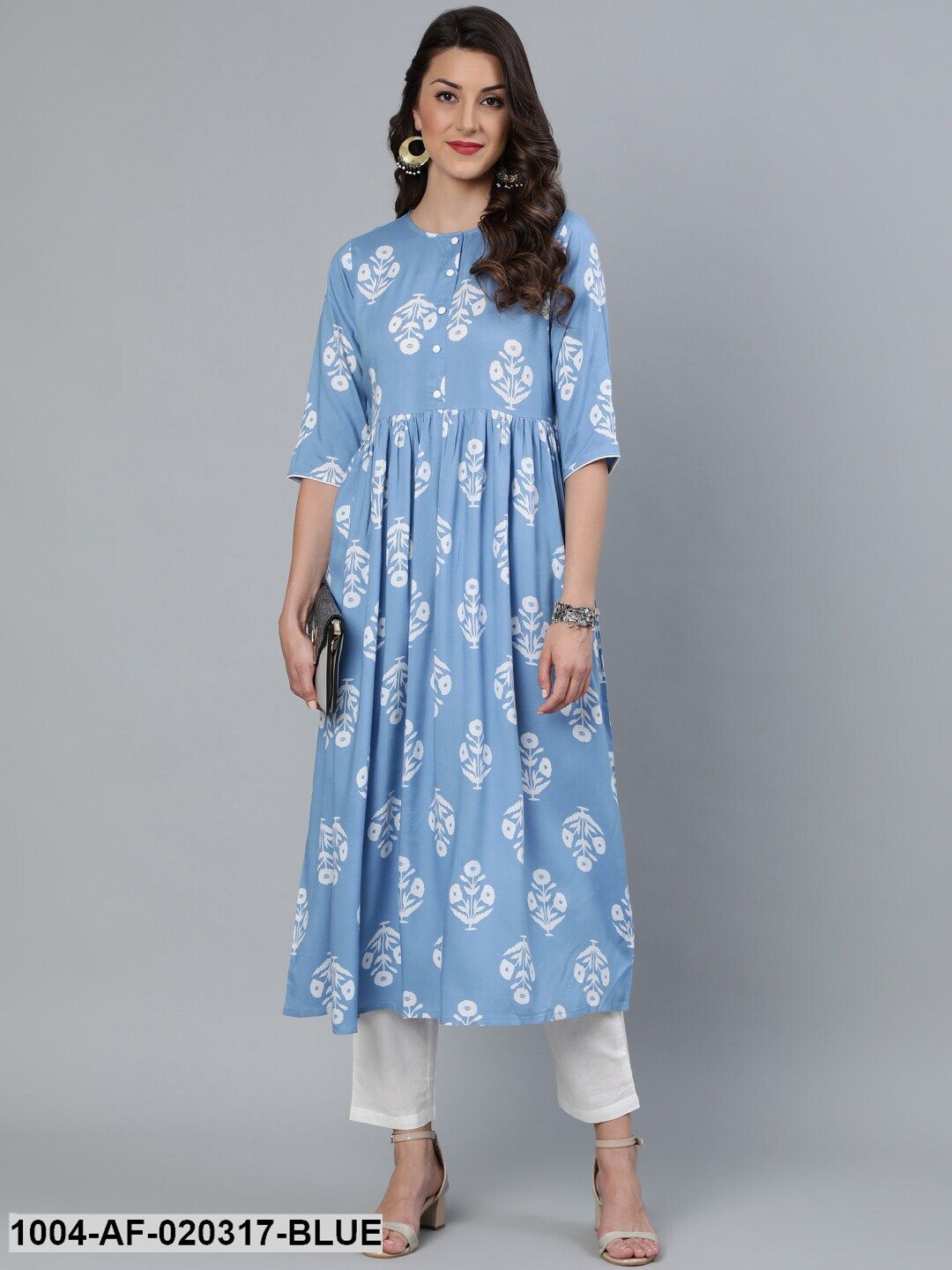 Blue Three Quarter Sleeves Straight Kurta With Trouser