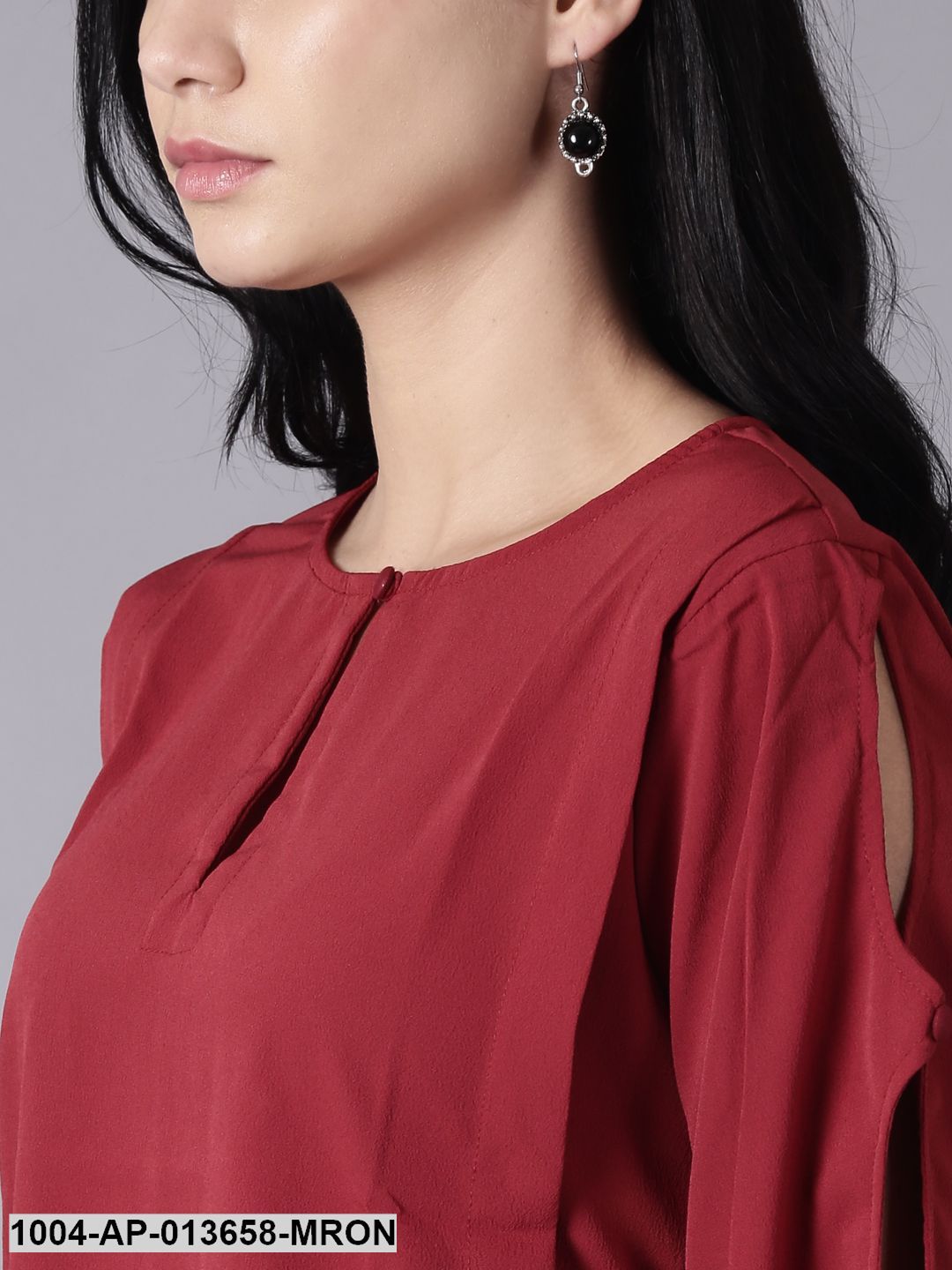 maroon Casual Solid Keyhole Neck Top