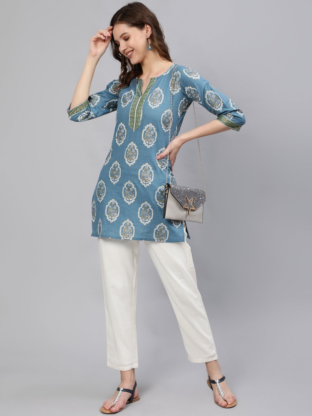 Women Blue & Gold Printed Tunic With Three Quarter Sleeves