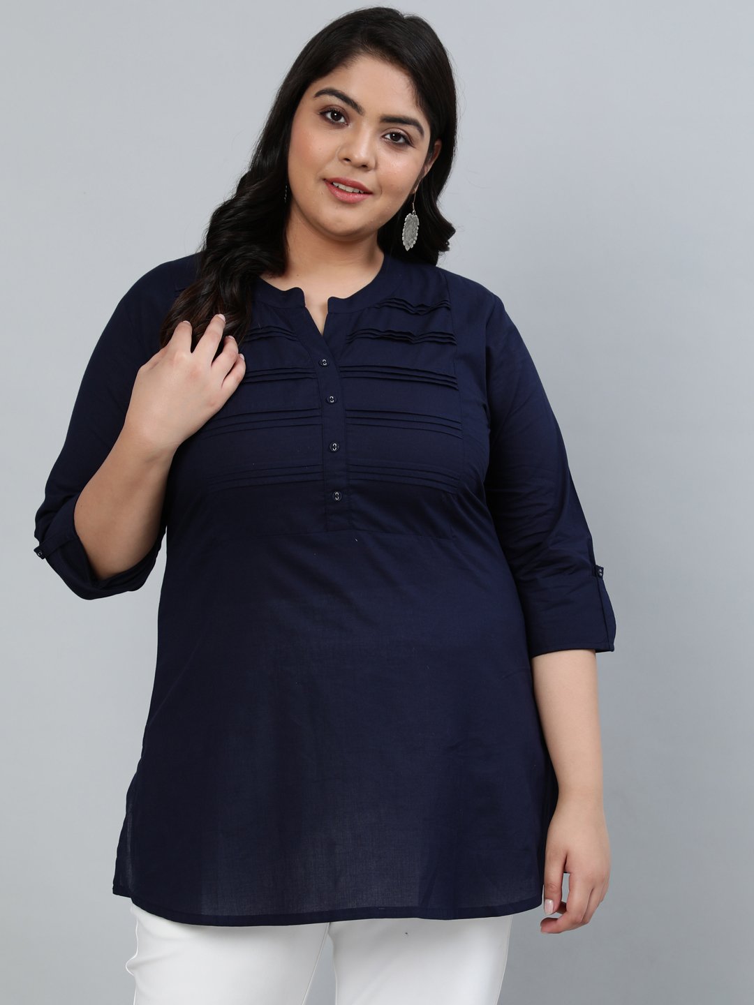Plus Size Women Solid Blue Tunic With Three Quarter Sleeves