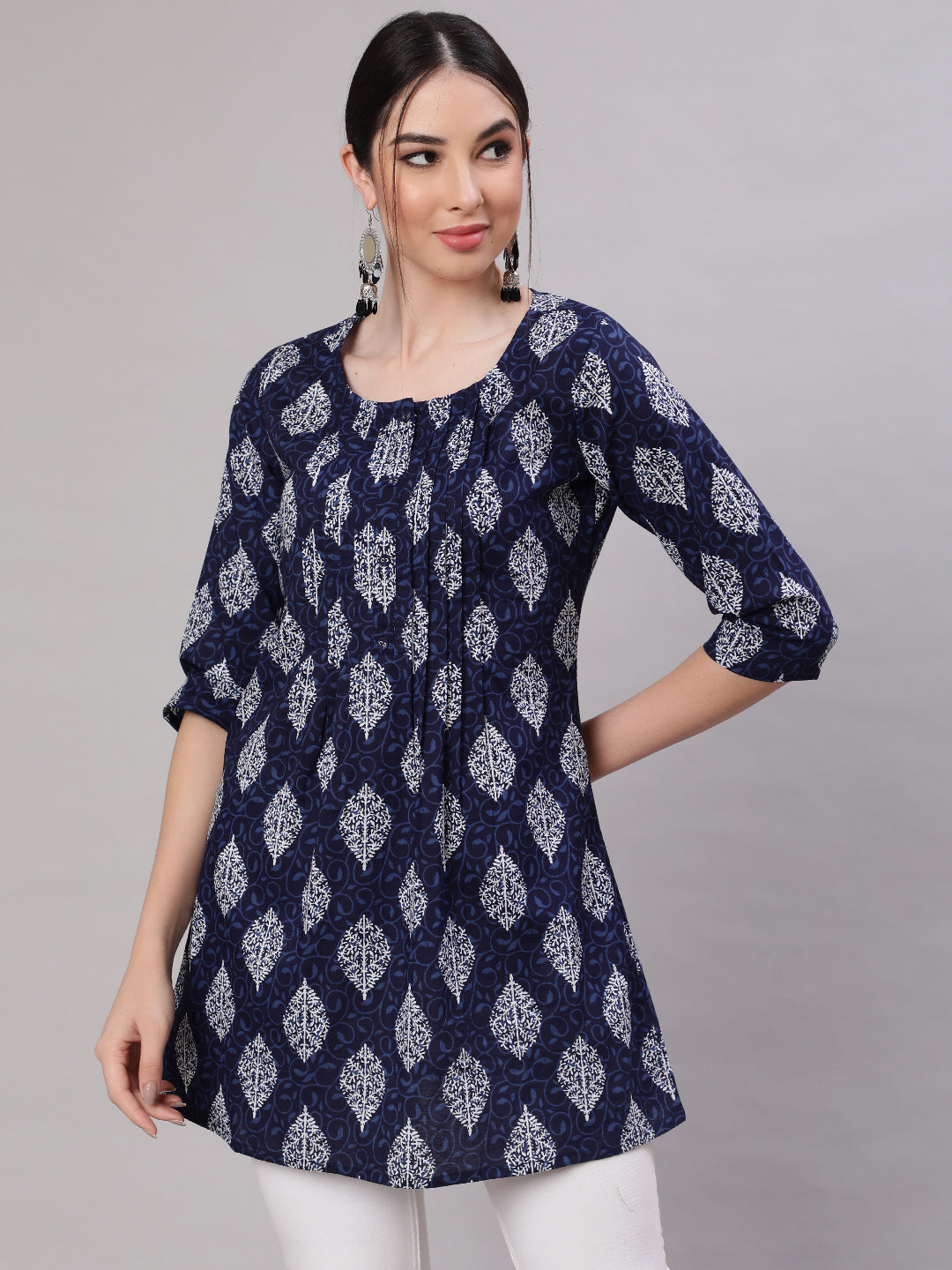 Women Blue Straight Tunic With Three Quarter Sleeves