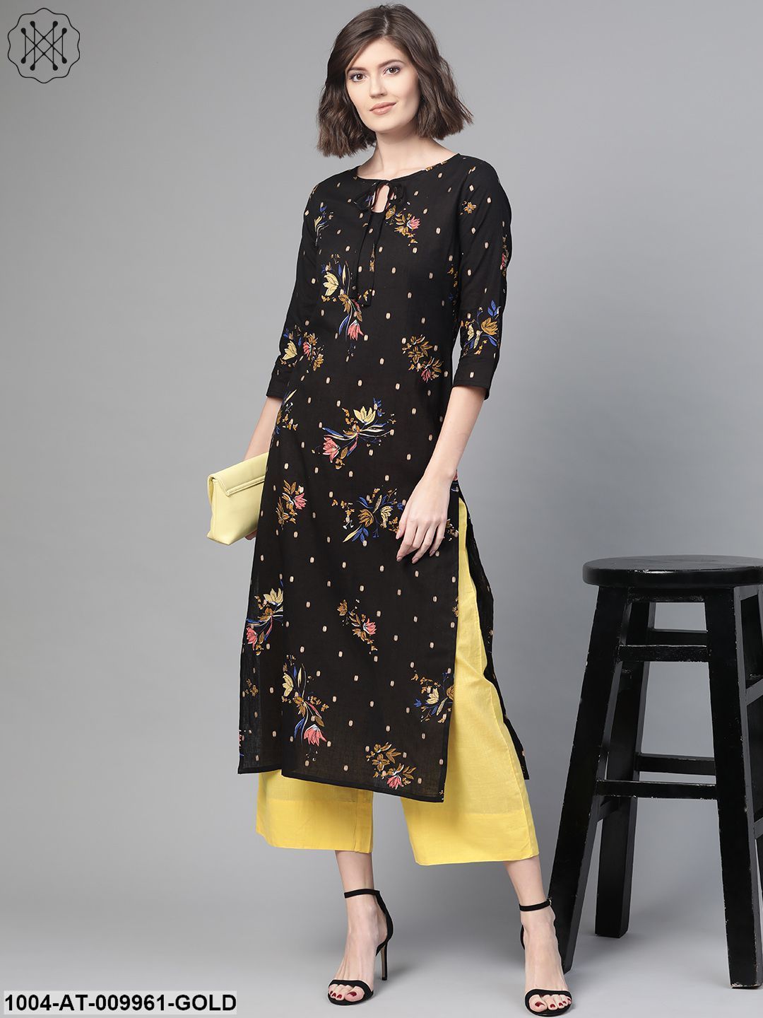Women Black & Gold Cotton Straight Floral Printed Kurta