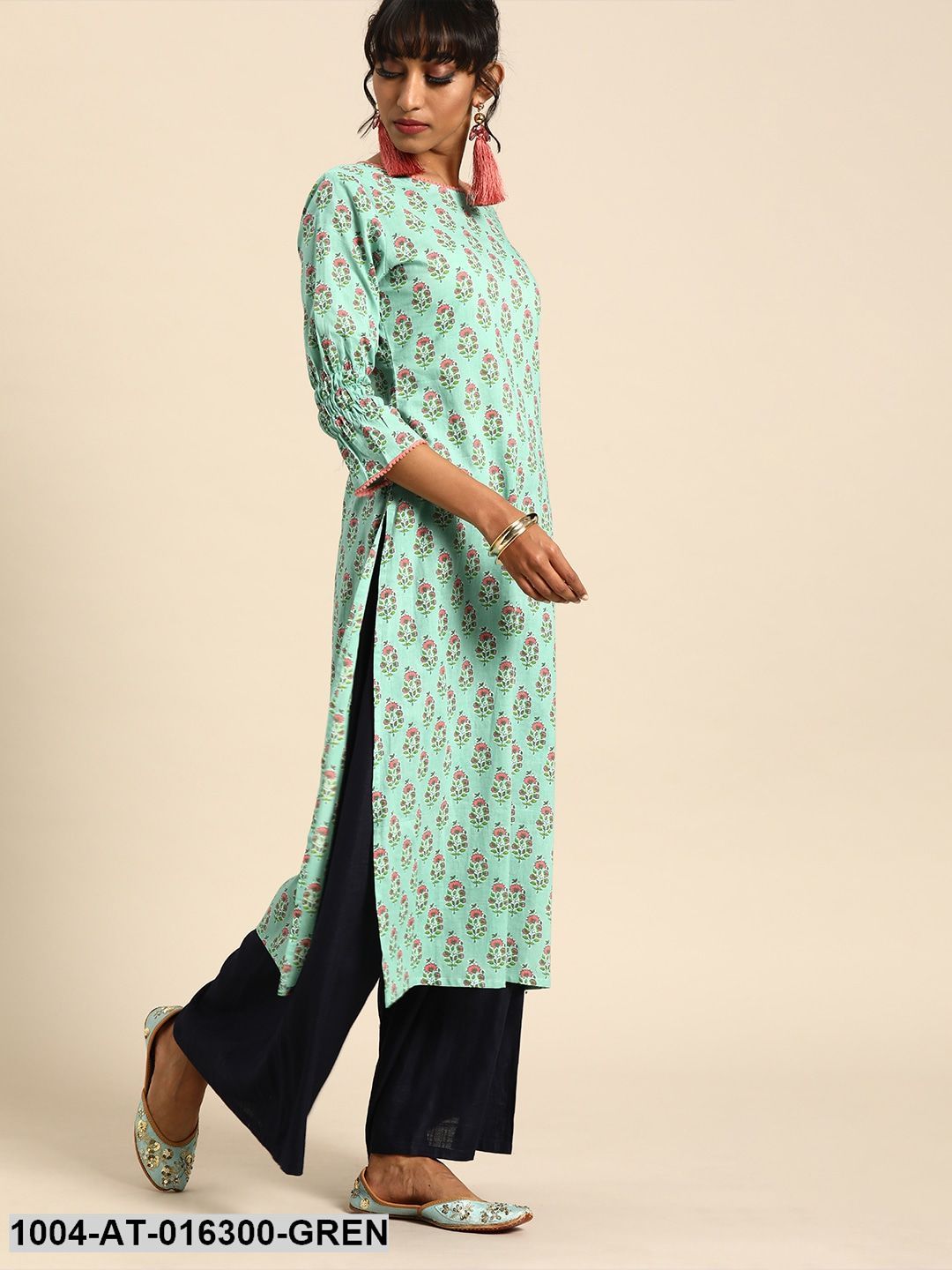 Pastel Green Three-Quarter Sleeves Straight Floral Printed Cotton Kurta
