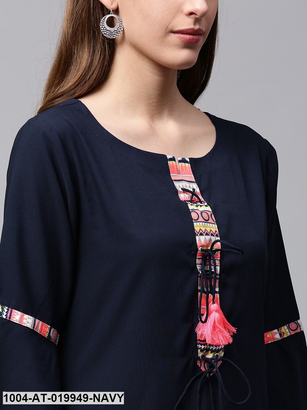 Navy Blue Solid Straight Kurta