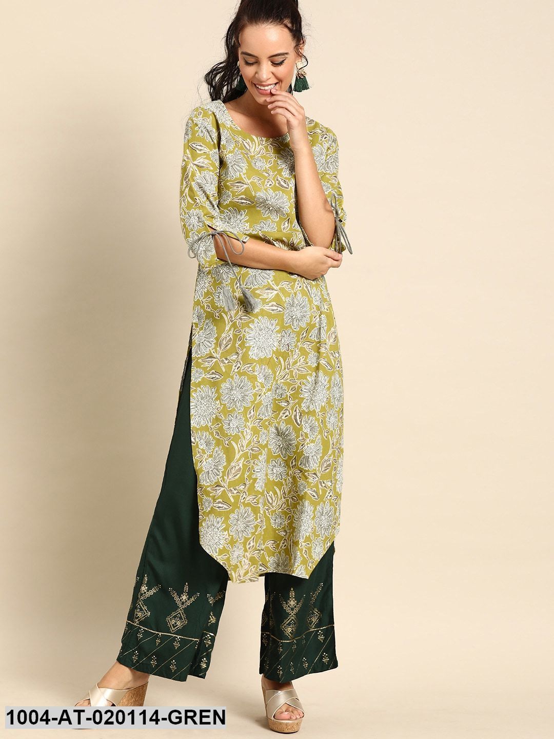 Green & Grey Floral Printed Straight Kurta With Slit Sleeves