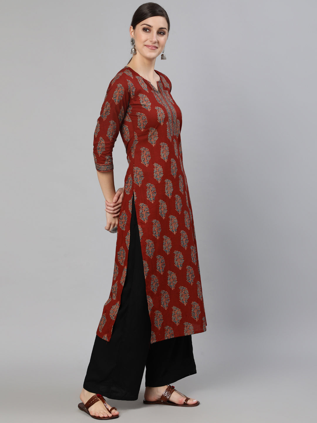 Maroon Ethnic Printed Straight Kurta With Three Quarter Sleeves