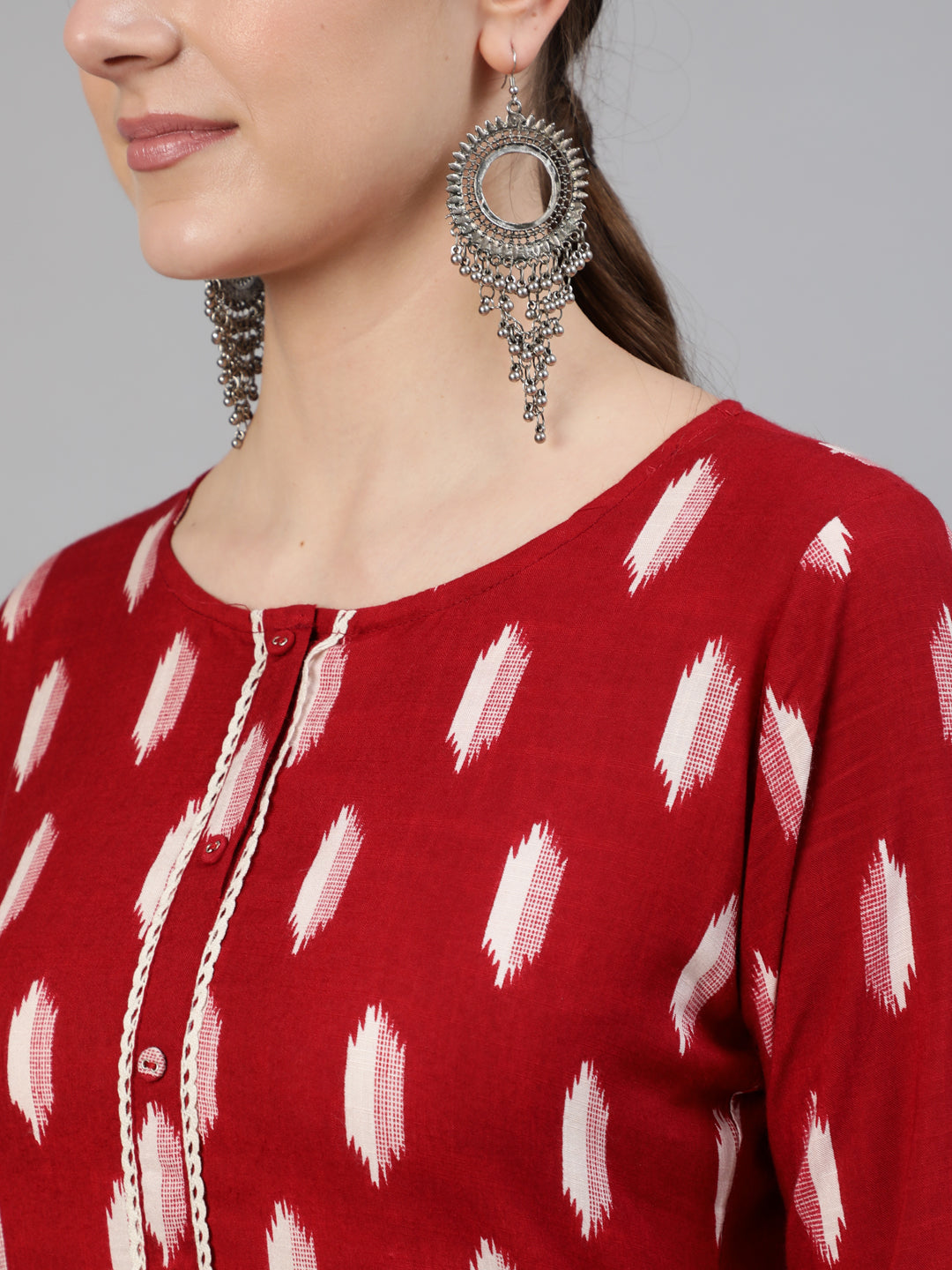 Maroon Geometric Printed Kurta With Three Quarter Sleeves